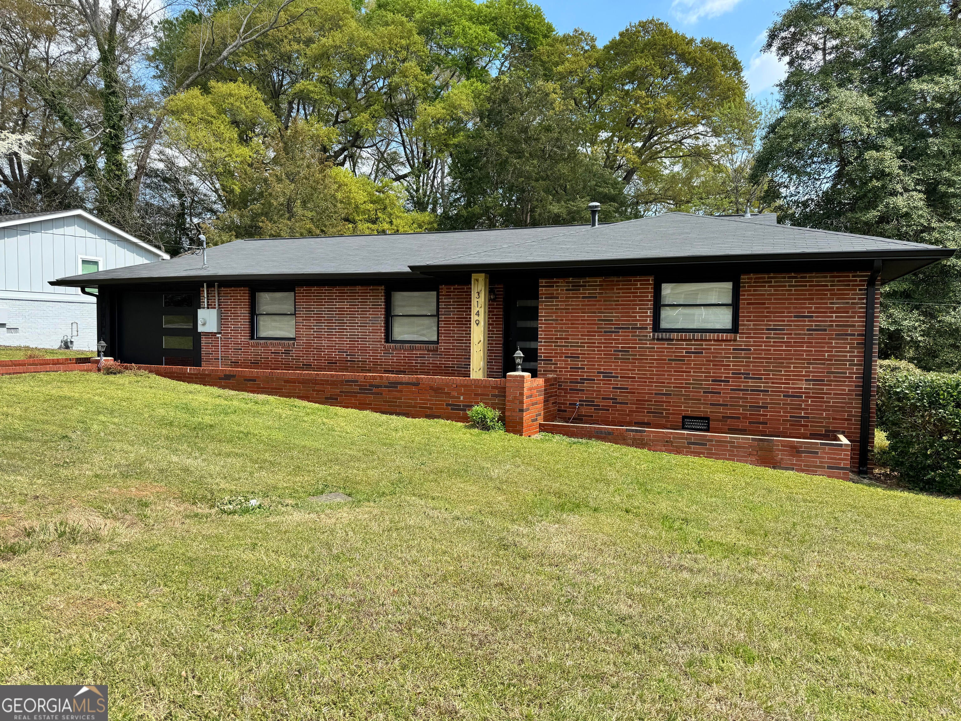 3149 Rebecca St SW — photo