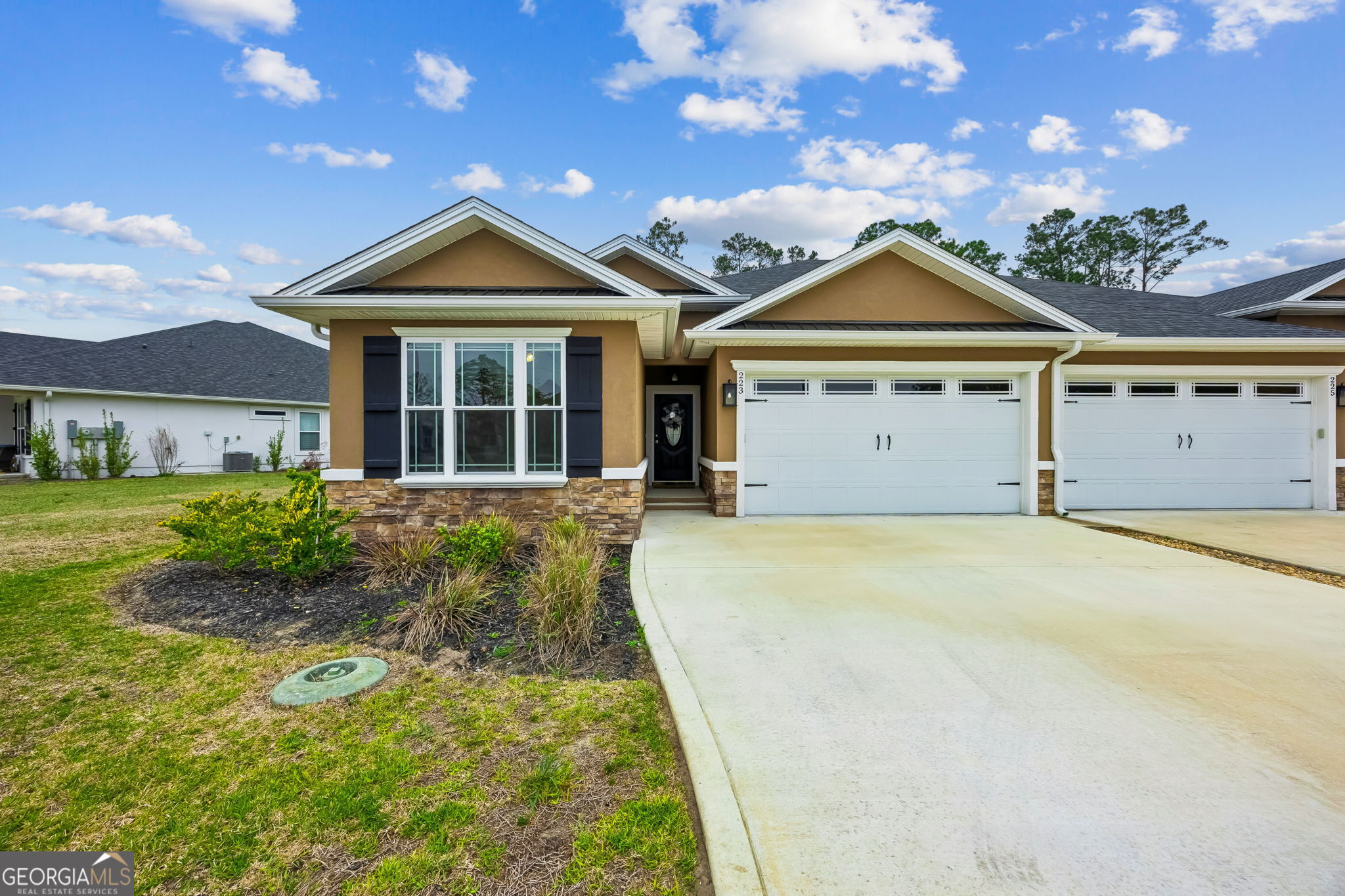 223 Ryan Nicholas Dr — photo