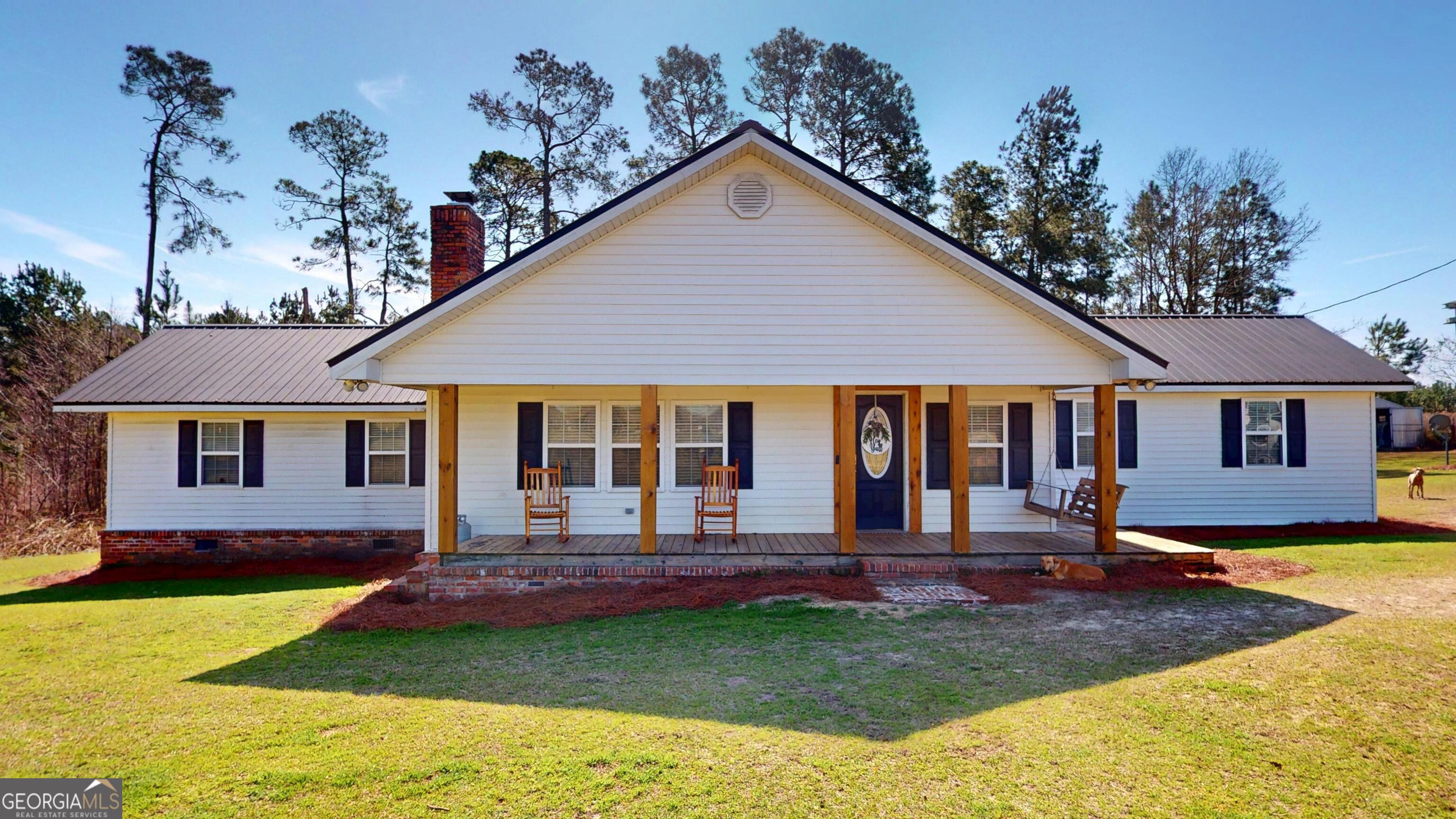 184 Eagle Pass — photo
