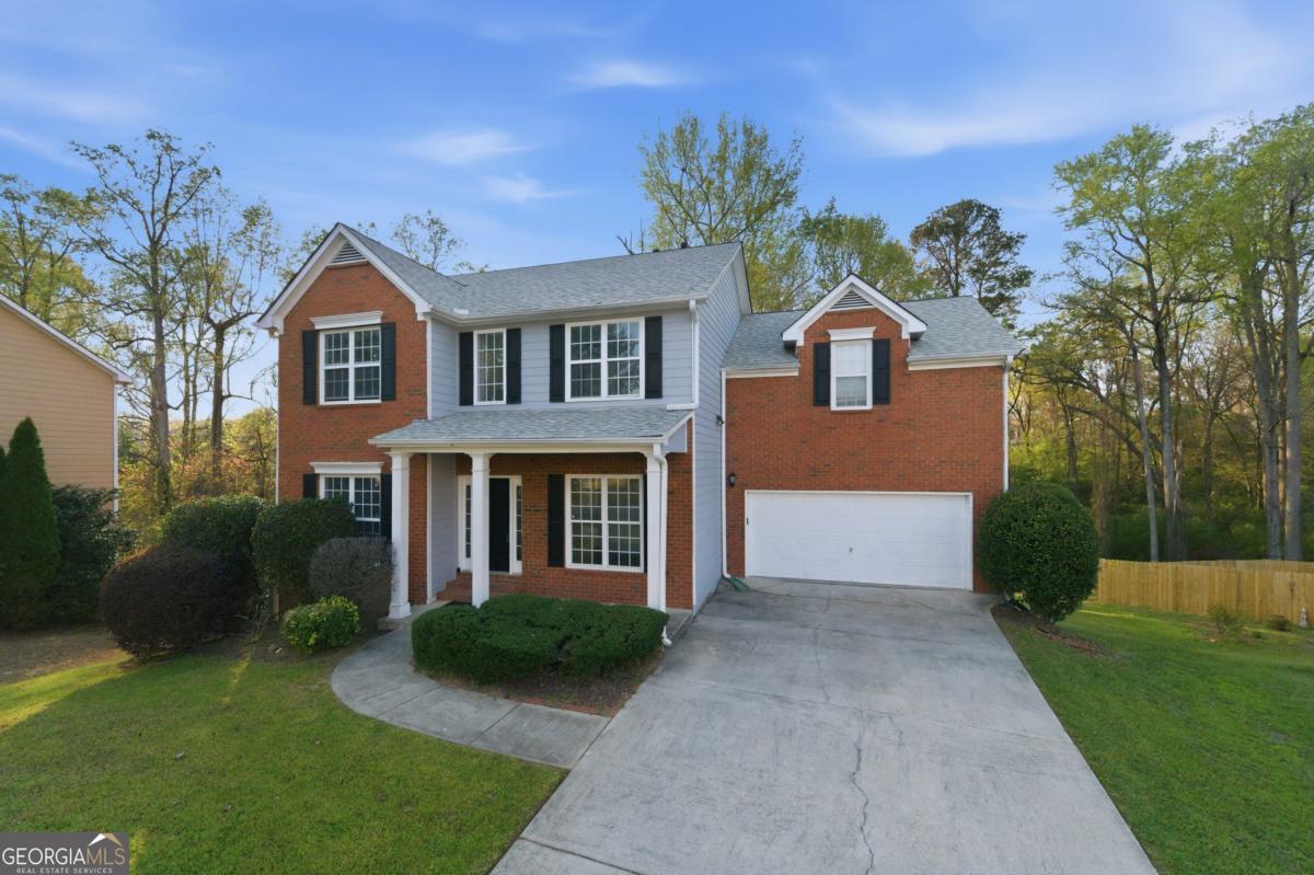813 Cork Oak Ln — photo