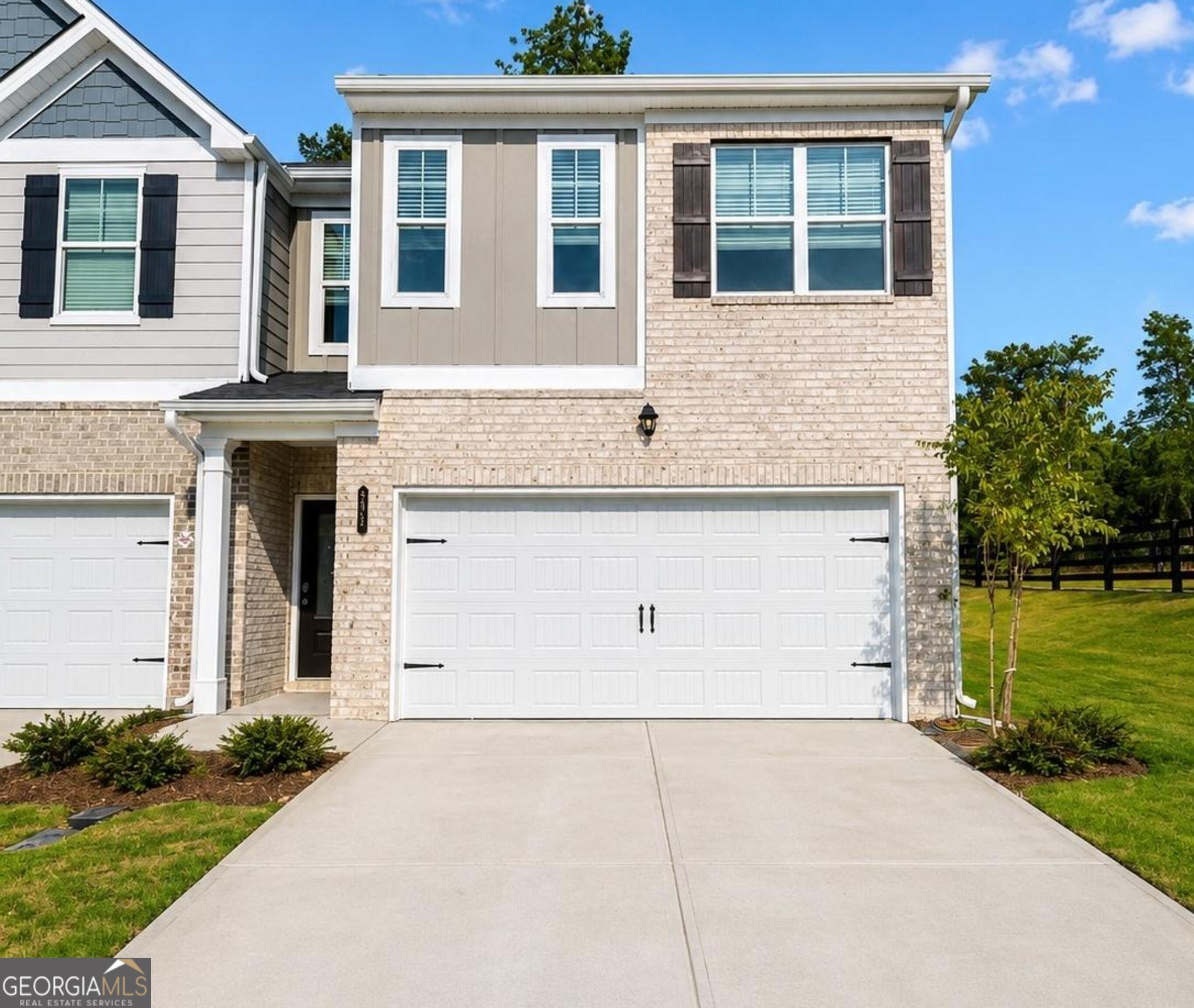6339 Warbler Ct — photo