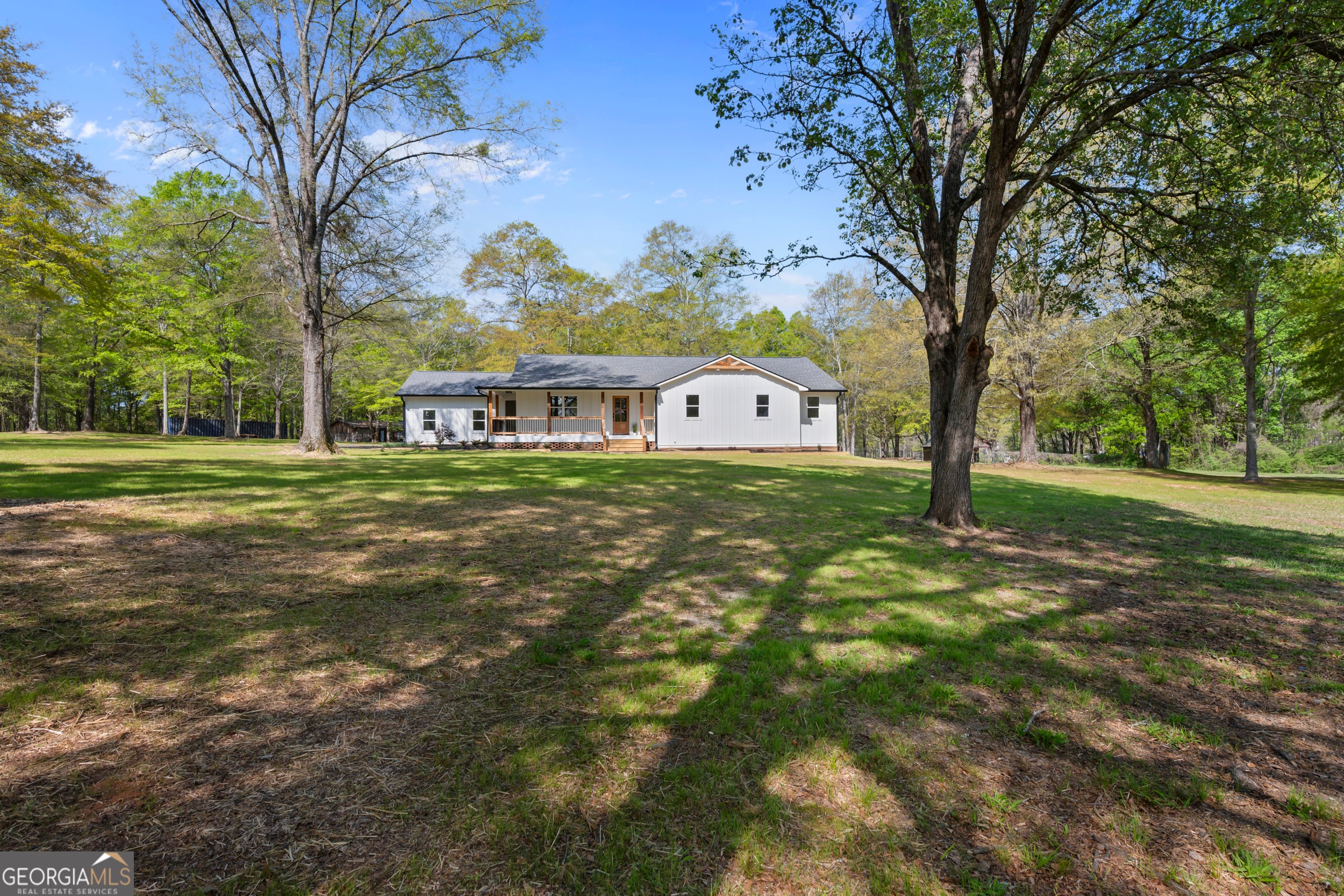 401 Coleman Dr — photo