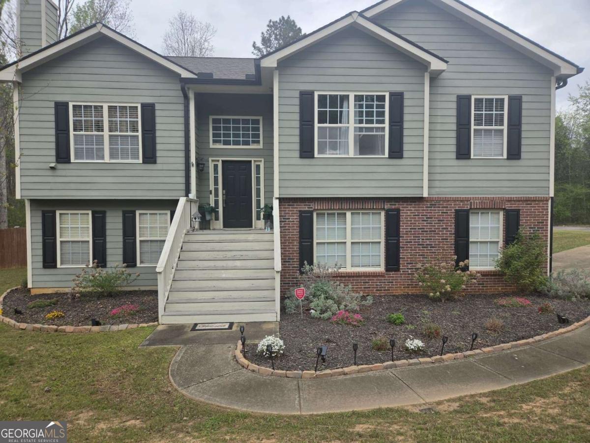 42 Highlander Trl SW — photo