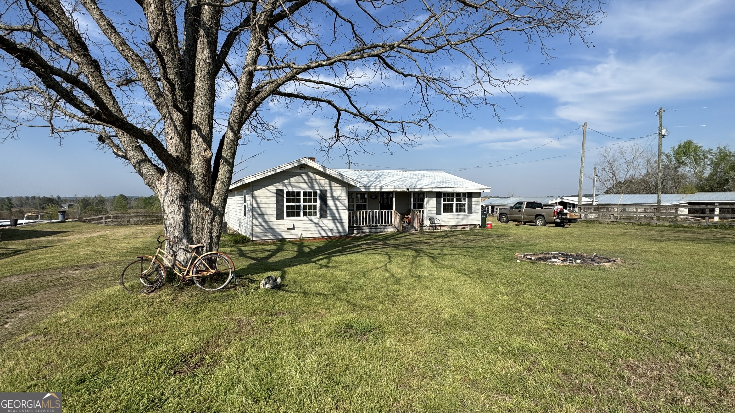 9297 Lynntown Rd — photo