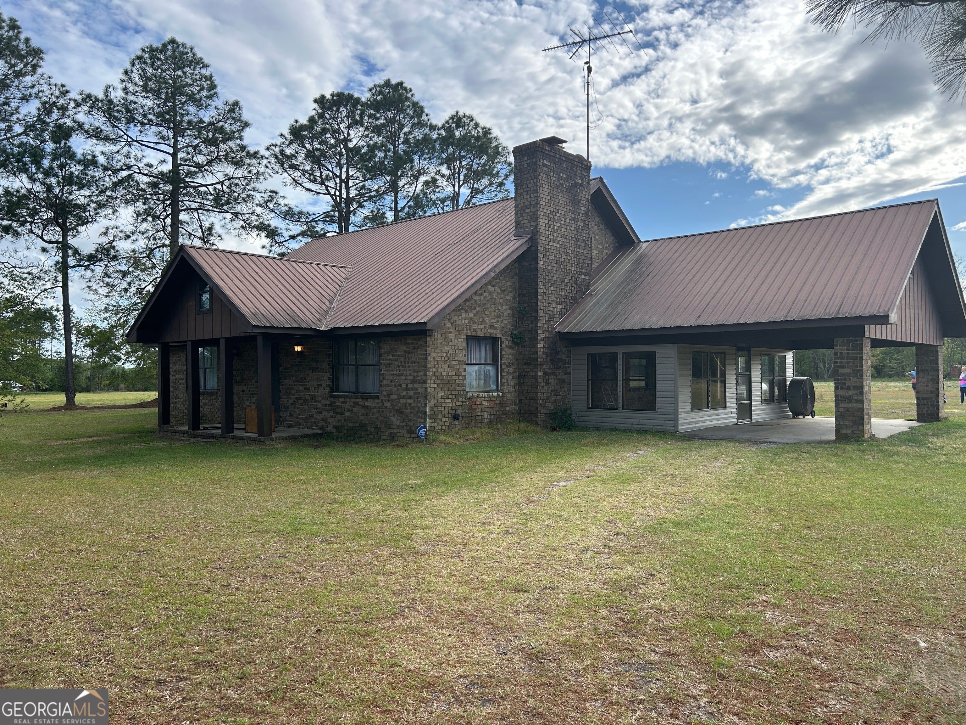 5074 Savannah Highway — photo