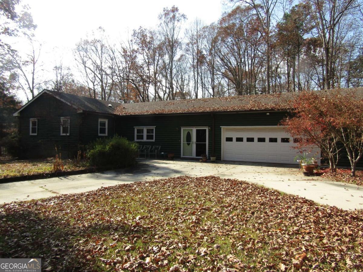 3145 Fence Rd — photo
