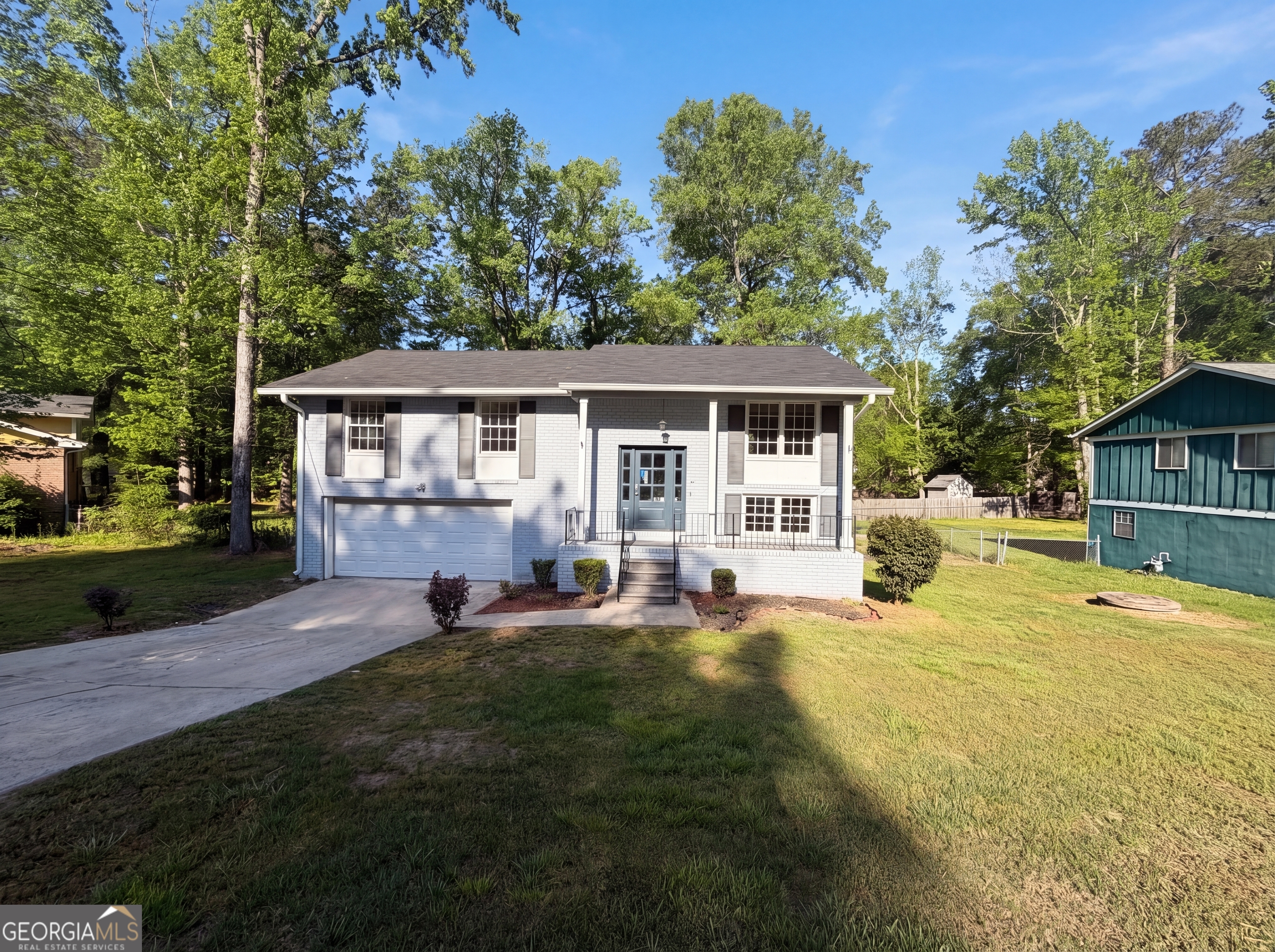 1010 Buckhurst Dr — photo