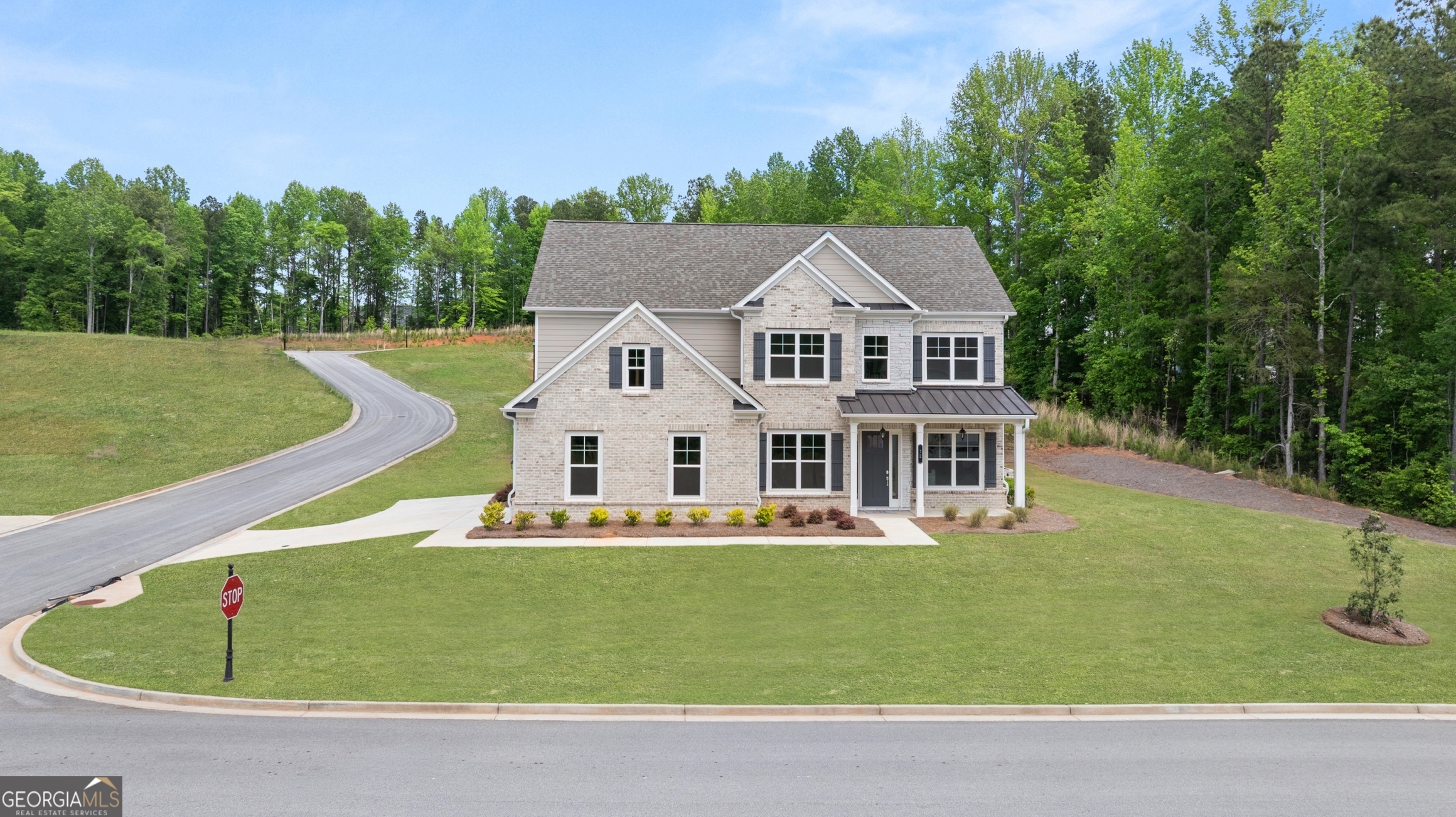 12 Overview Ct — photo
