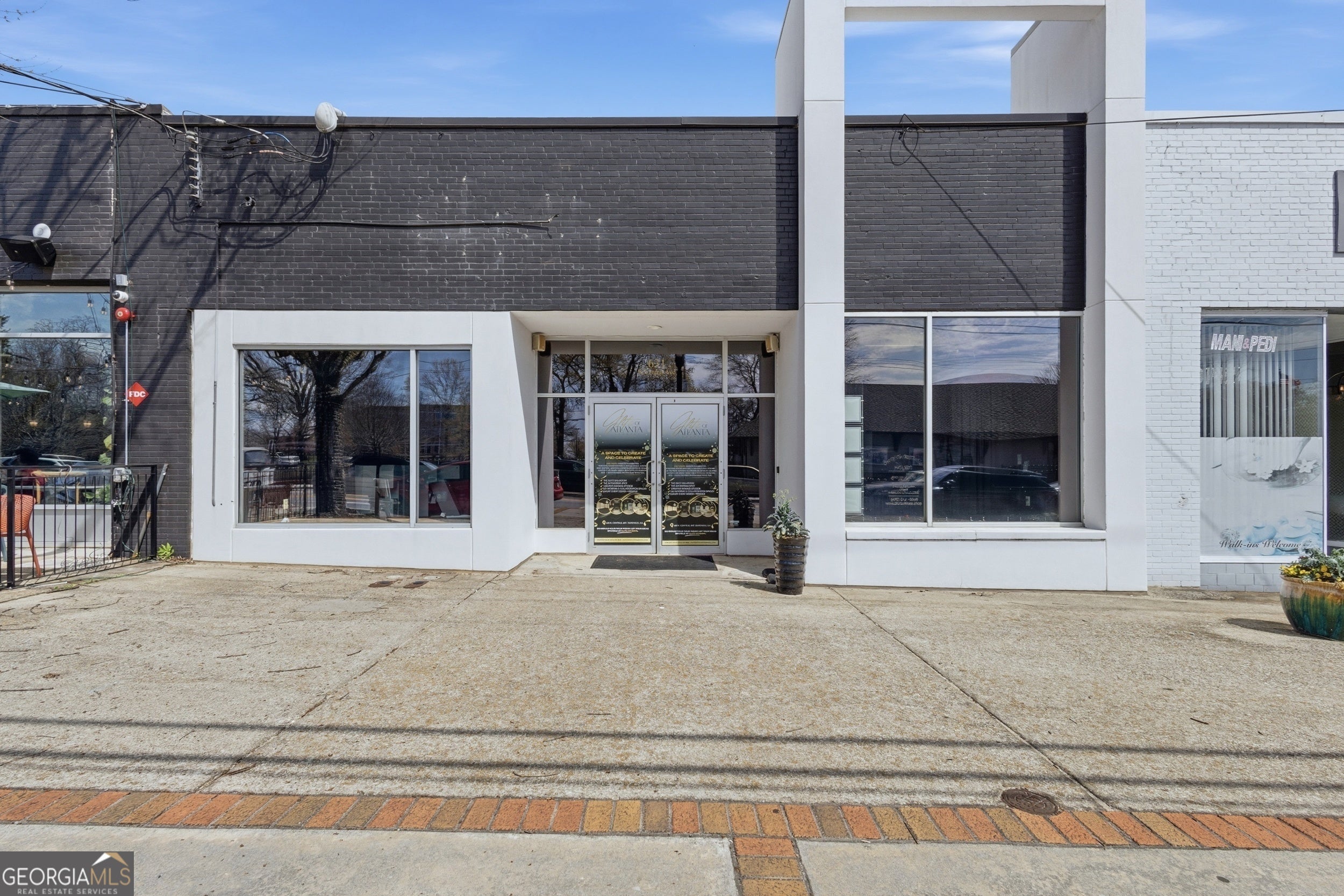 631 N Central Ave — photo
