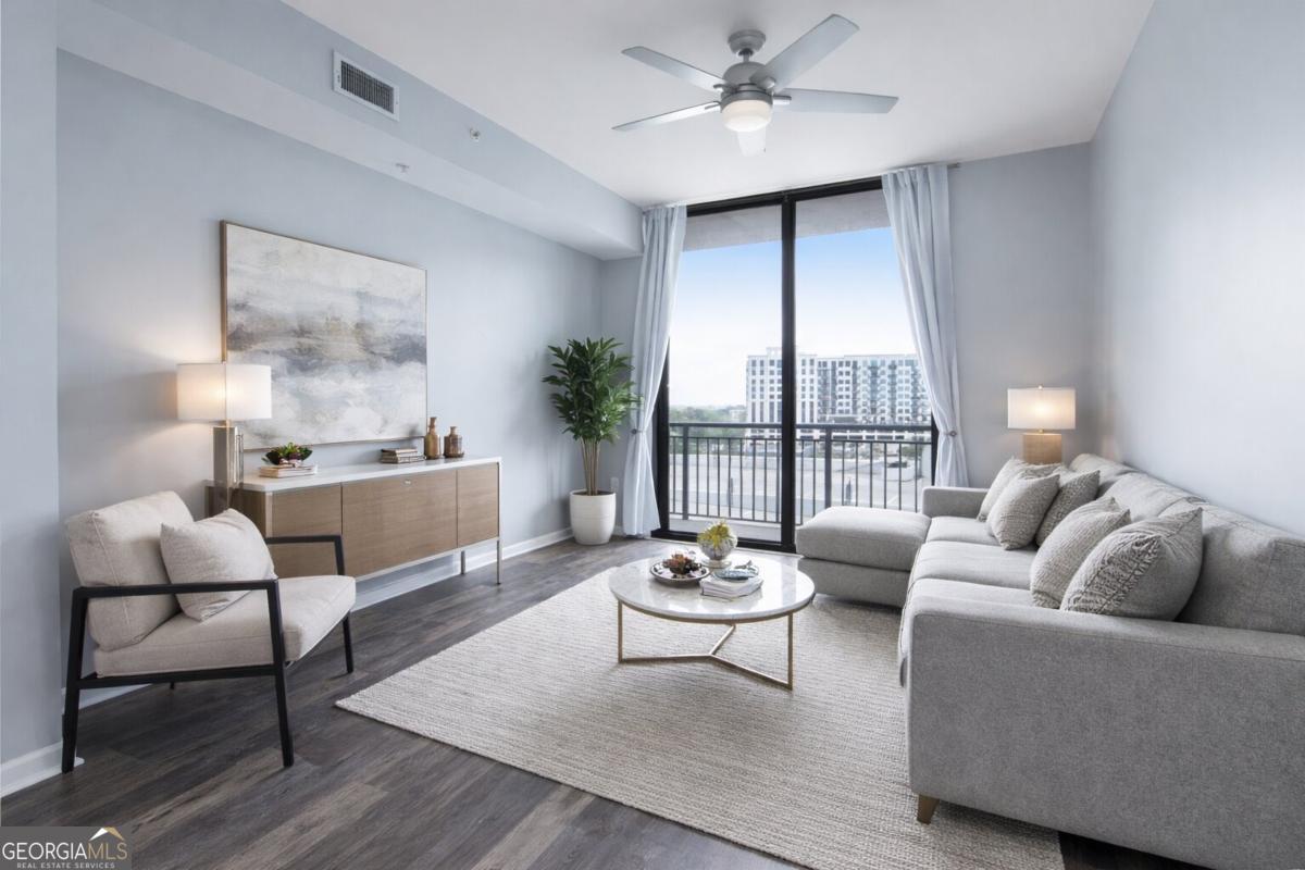 3040 Peachtree Rd 613 — photo