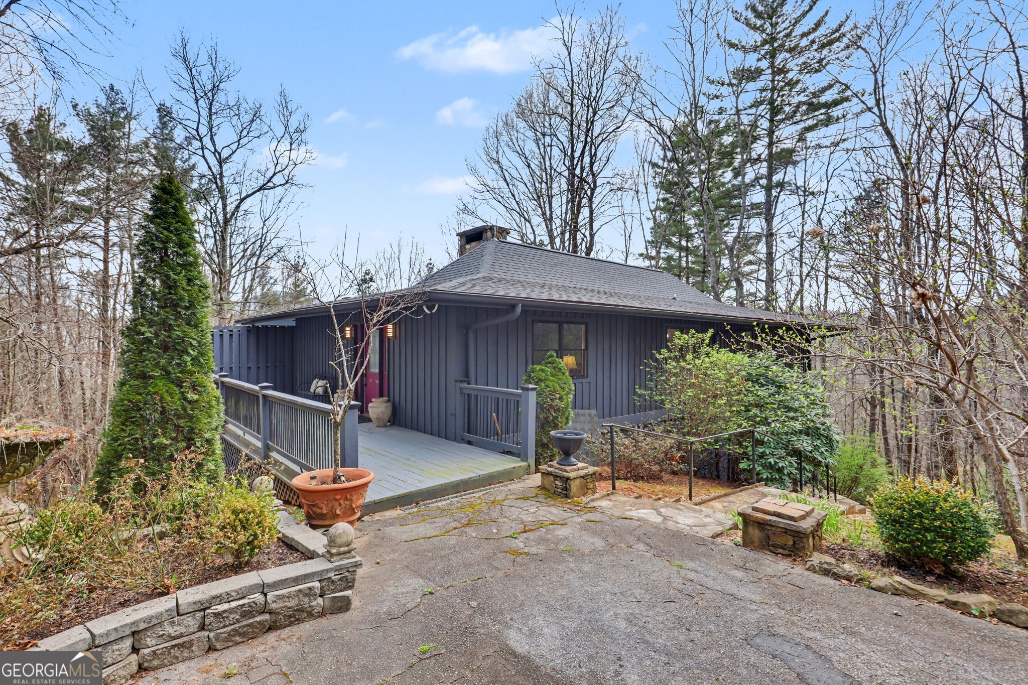 594 Sky High Dr — photo