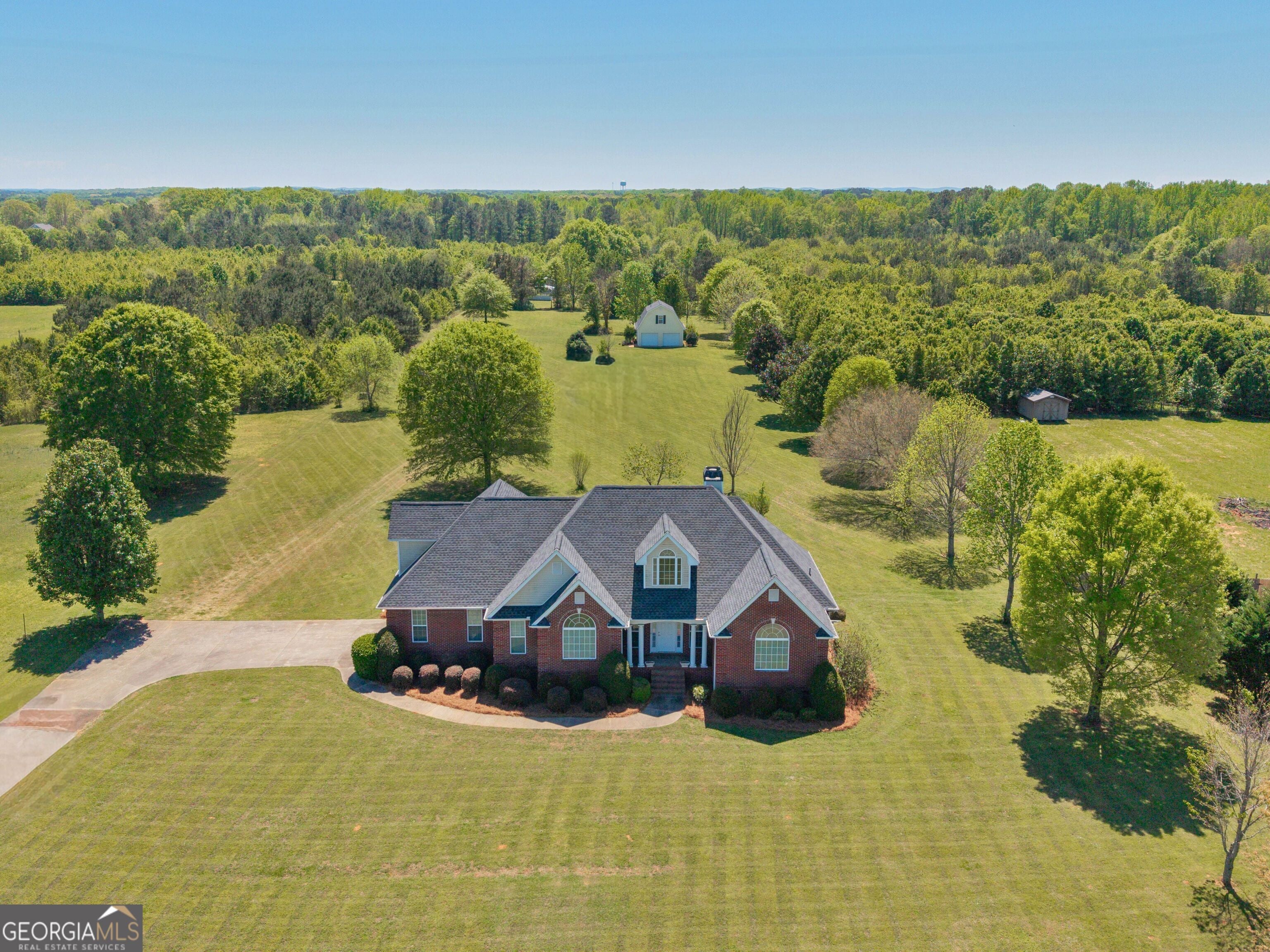 741 Moreland Rd — photo