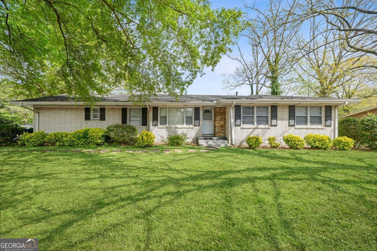 1393 Idlewood Rd — photo