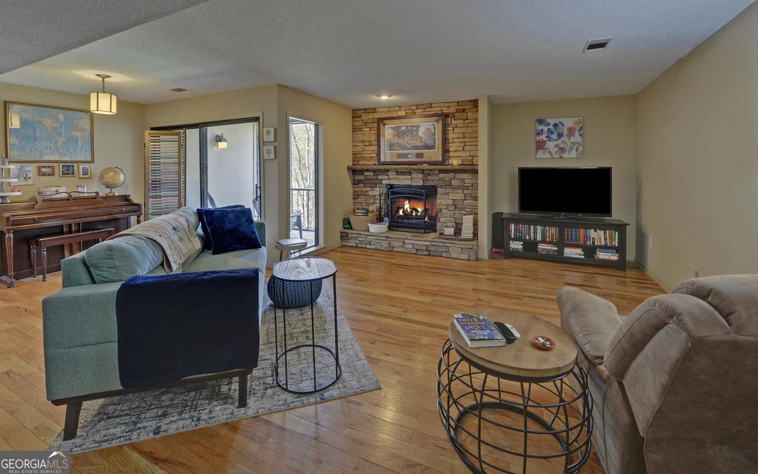 605 Candler St Bldg C Unit 3 — photo