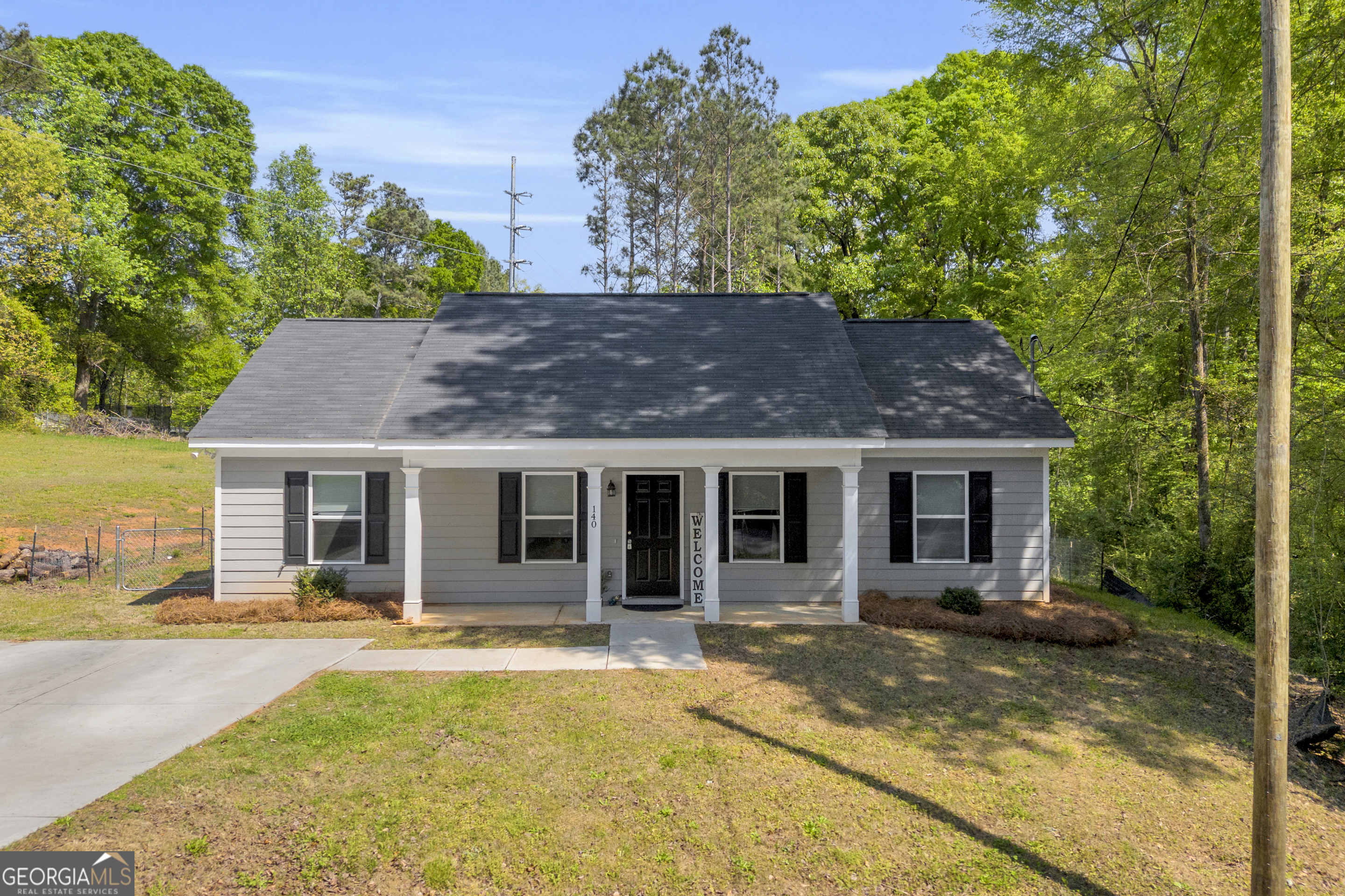 140 Rustwood Dr — photo