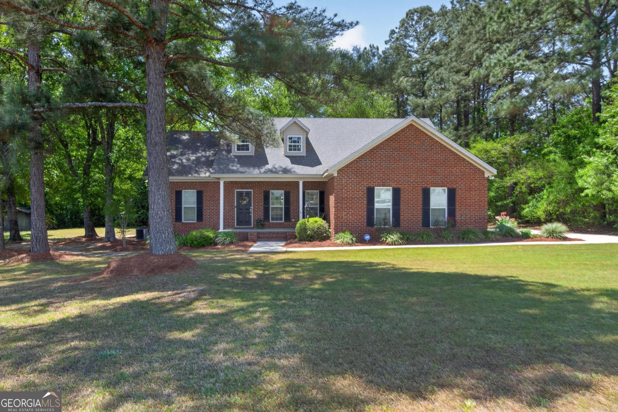 510 Ansley Ct — photo