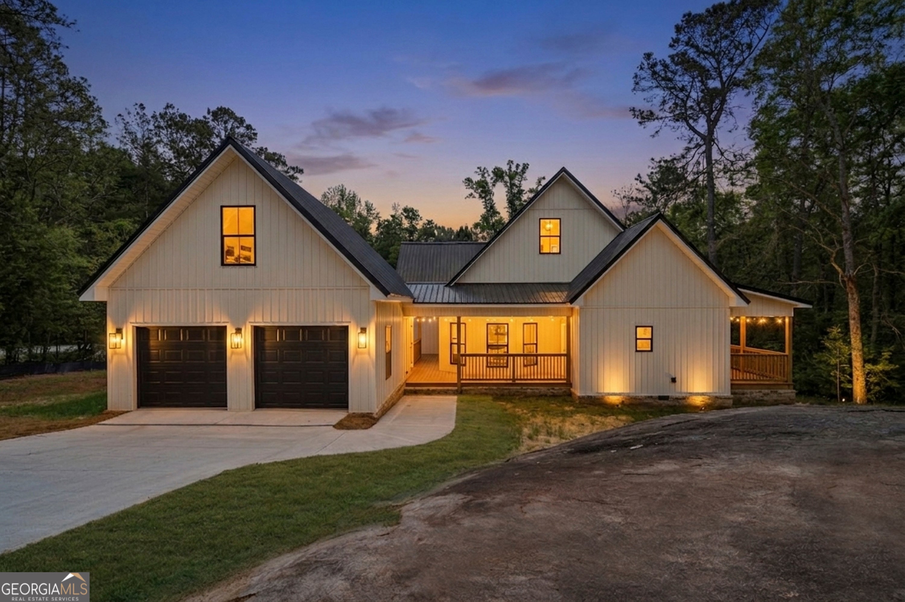 272 Clinton Crossing Dr — photo