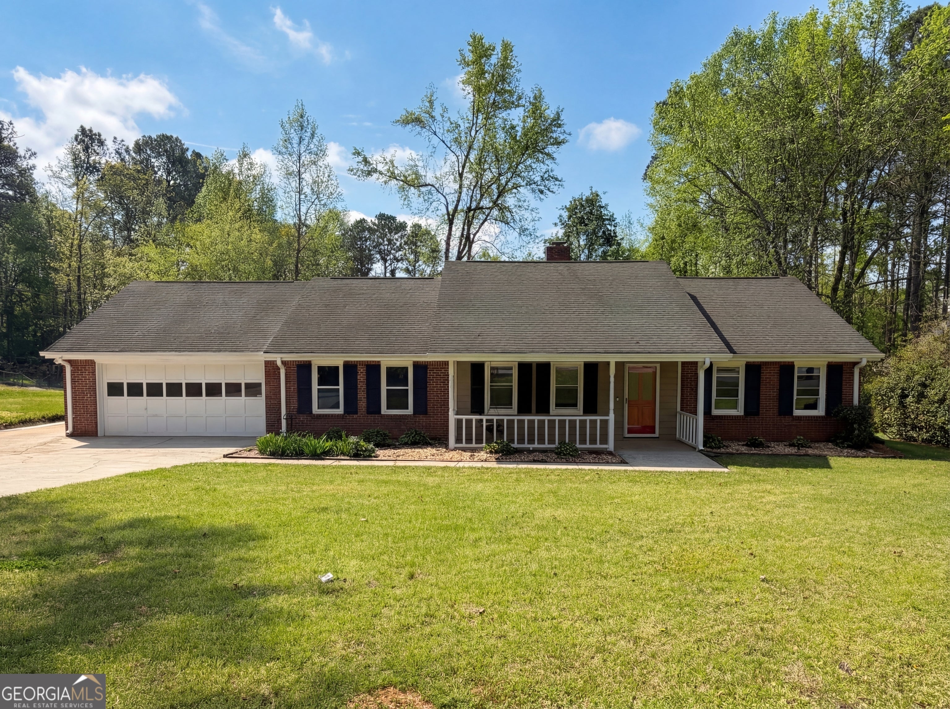 1622 Spaniel Ct SW — photo