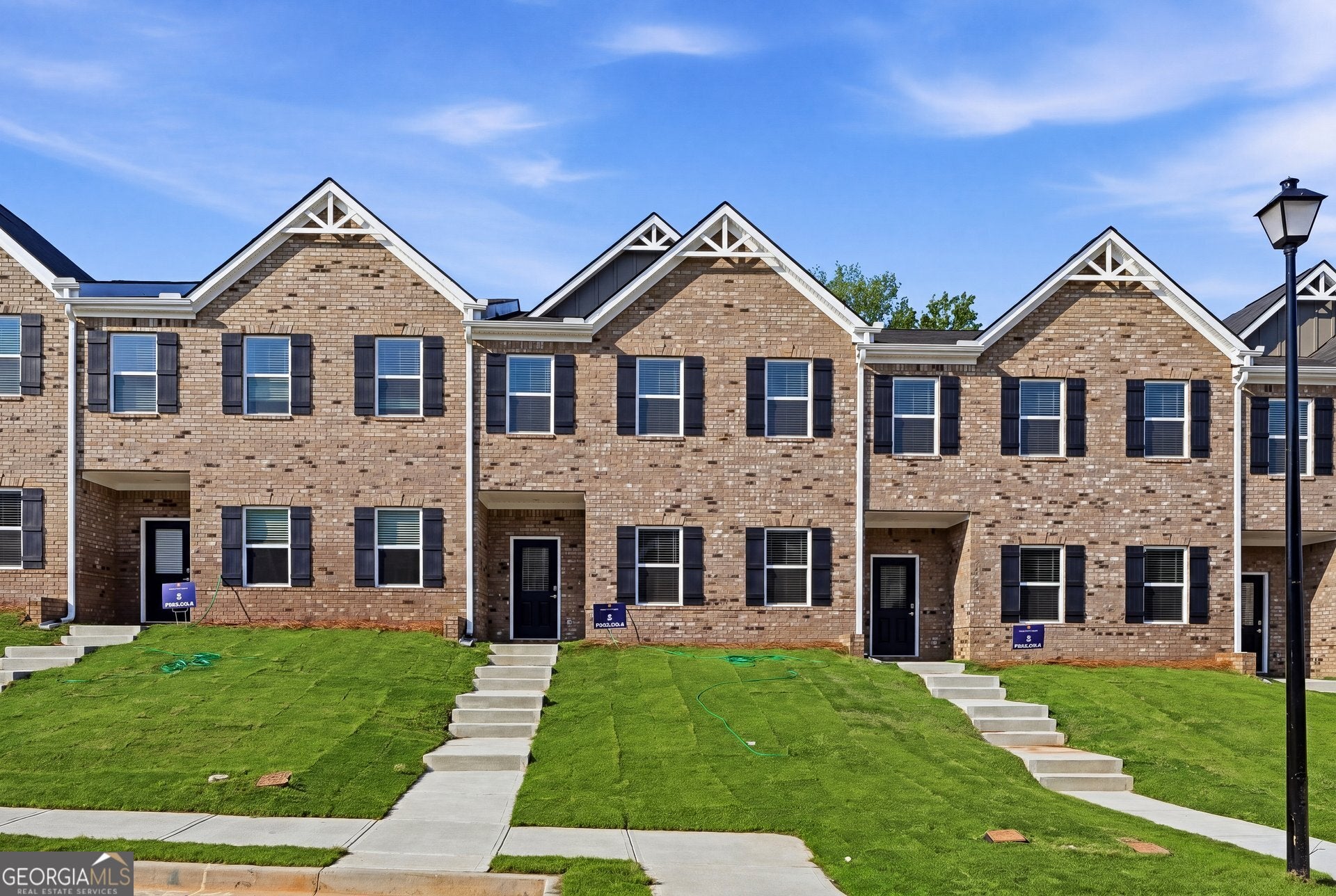 3637 Parkway James Dr — photo