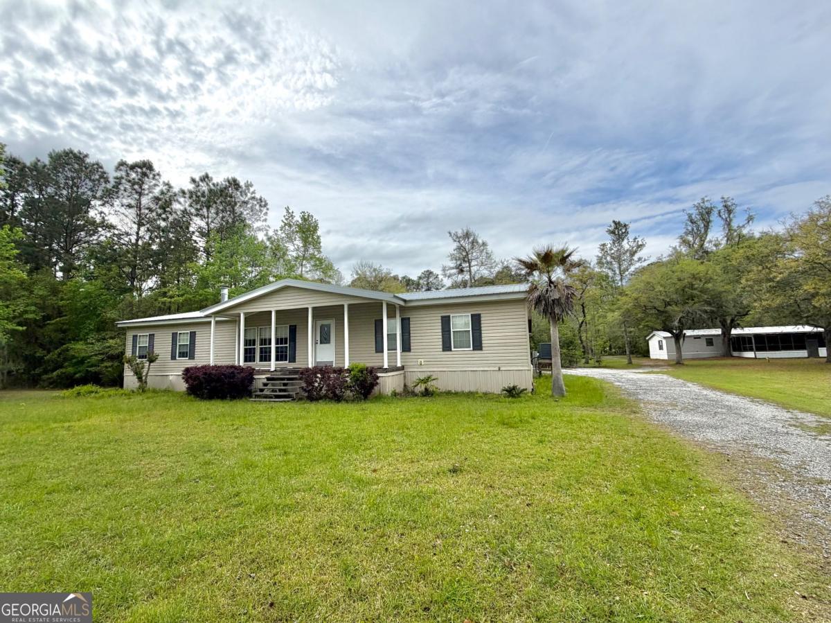 1301 Floyd Dr — photo