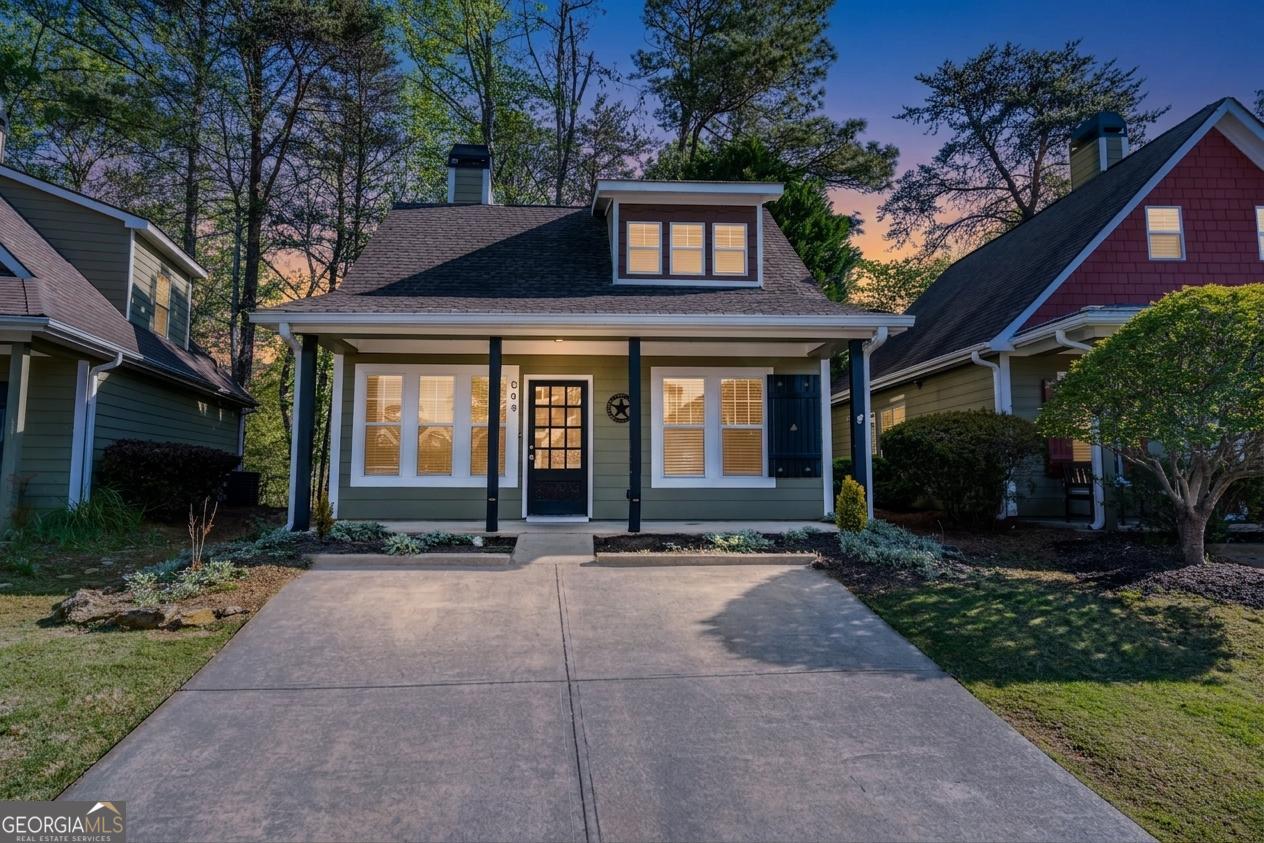 204 Lakeside Dr — photo