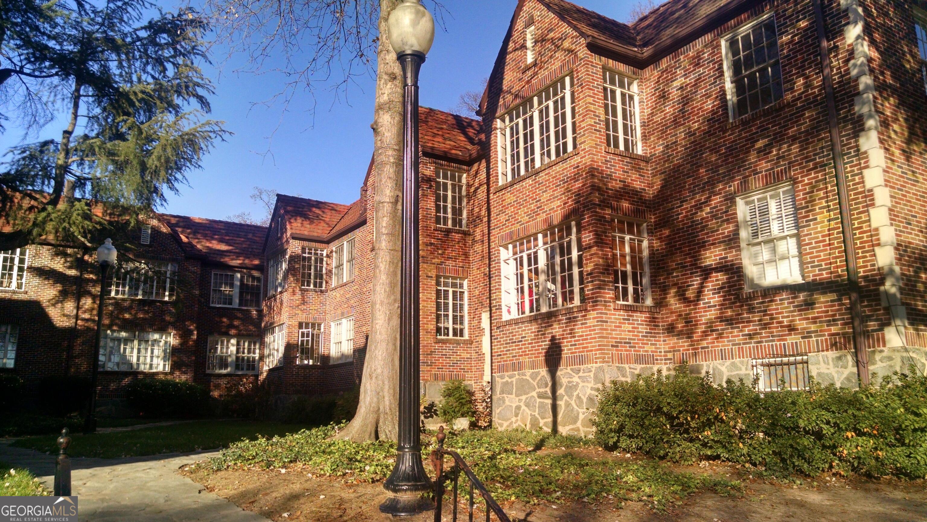 1765 Peachtree St NE — photo