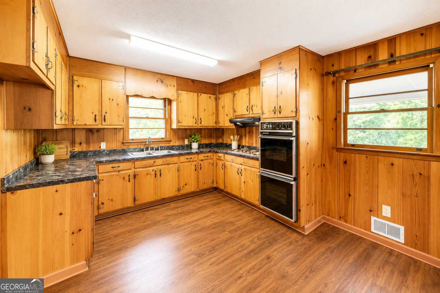 586 Collins Road, Toccoa, GA 30577 — photo 2
