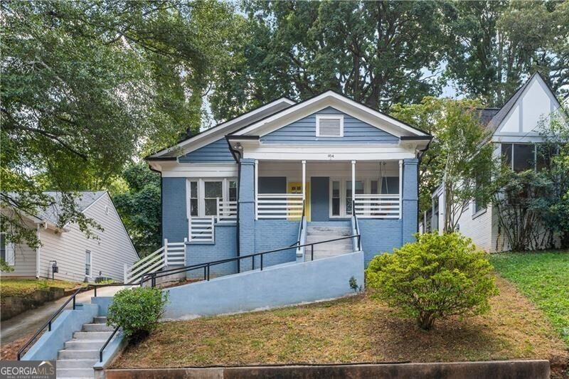 954 Byron Dr SW — photo