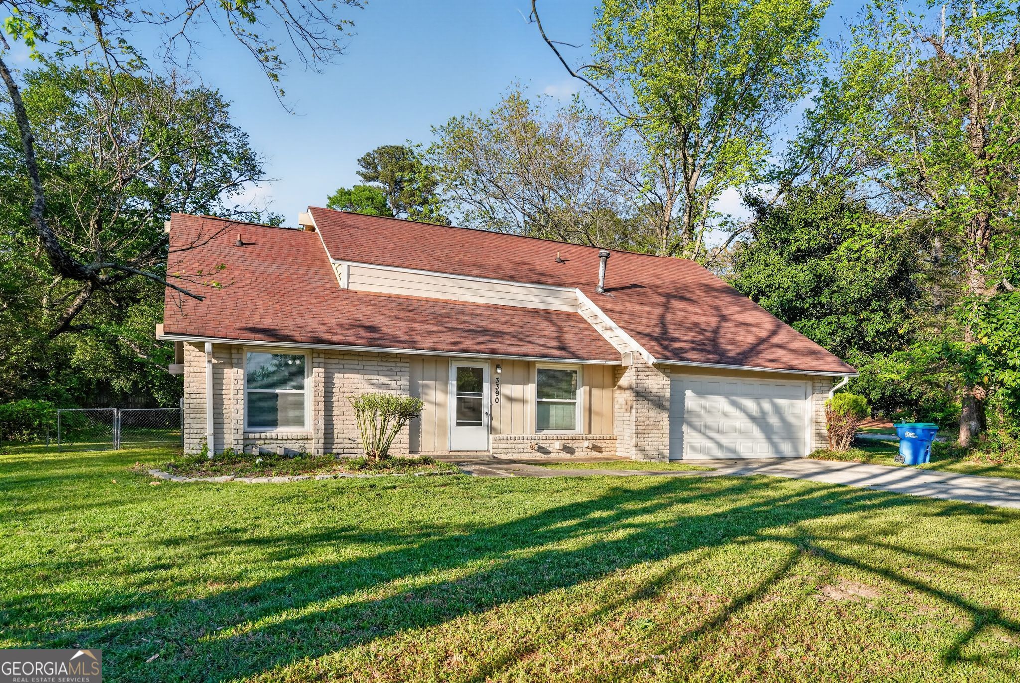 3390 Valley Bend Rd — photo