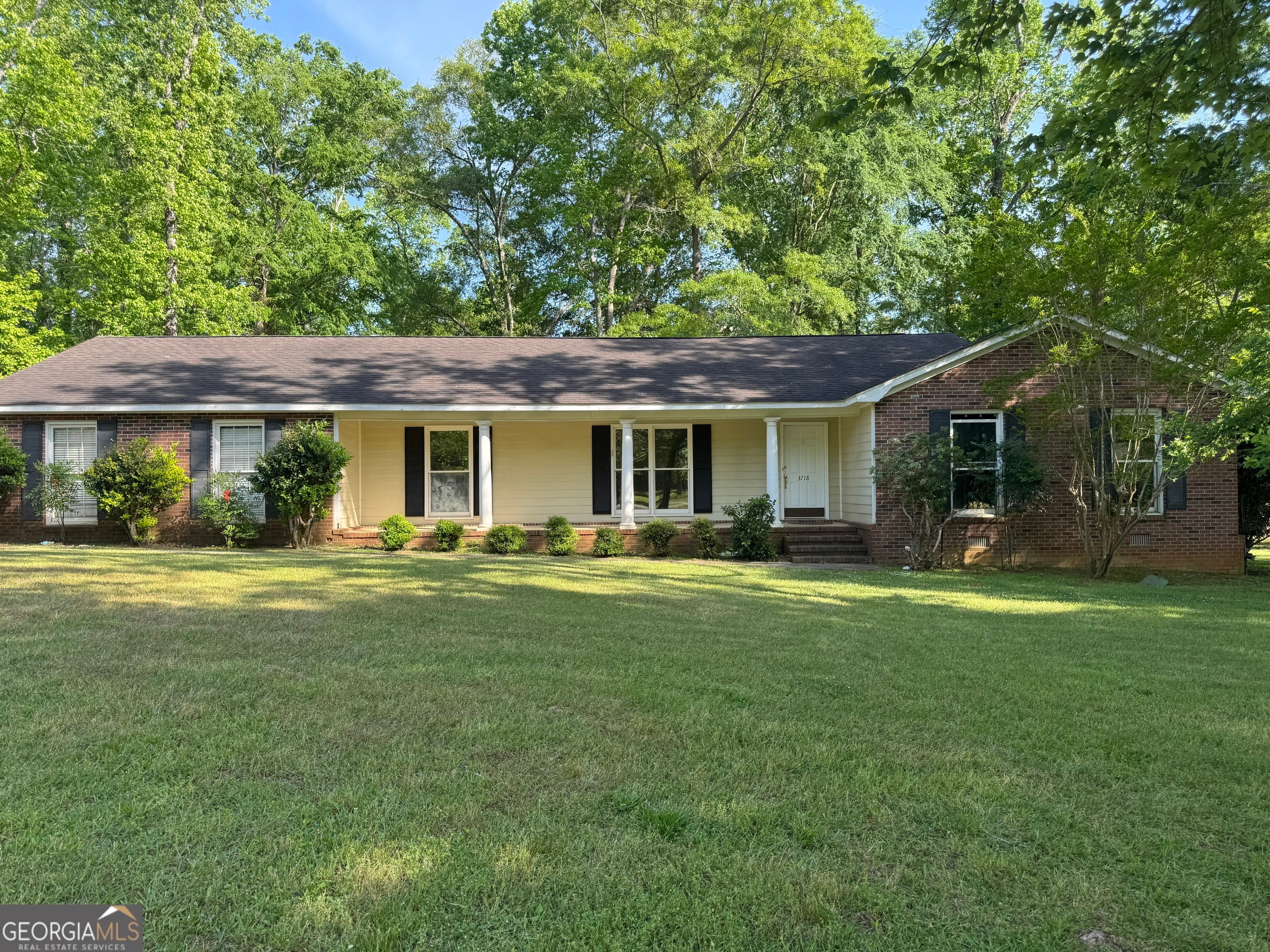 3718 Sussex Dr — photo