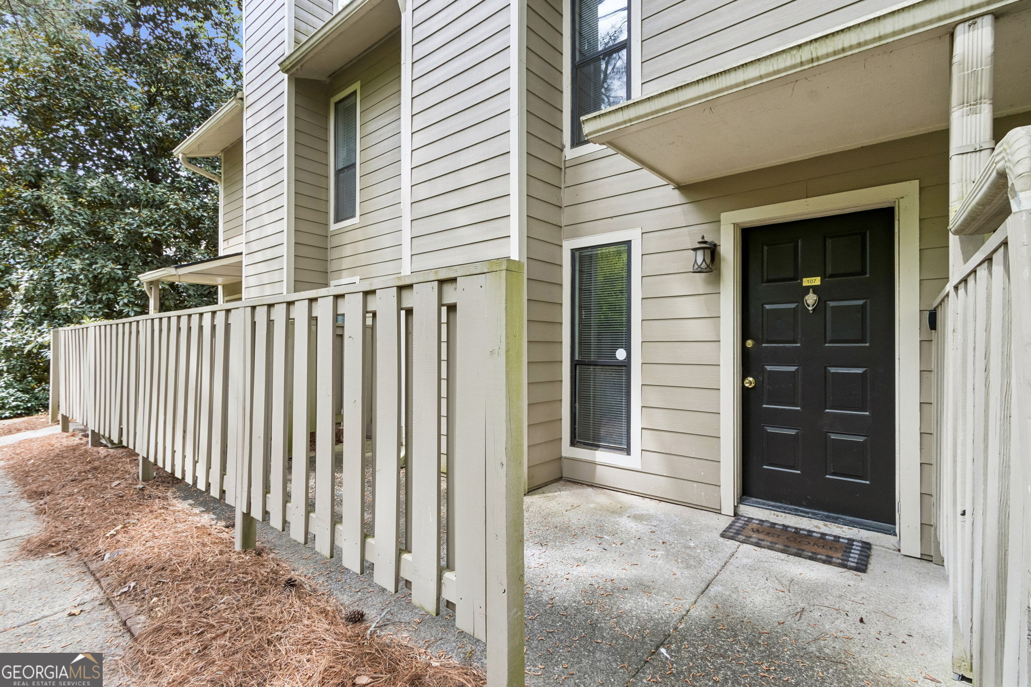 107 River Mill Cir — photo