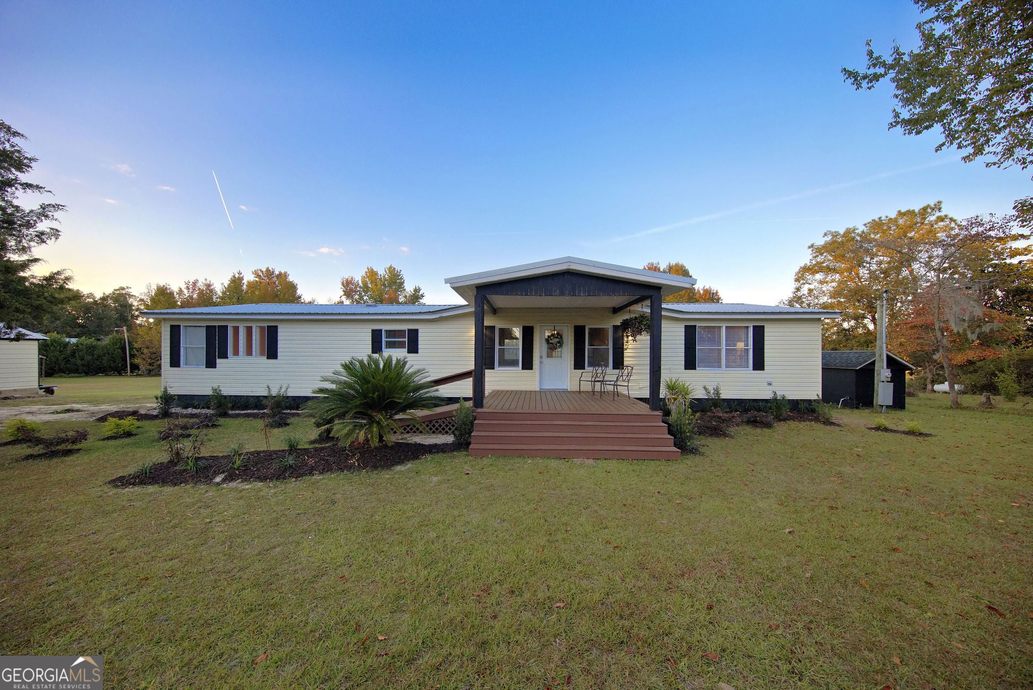 2772 Parkside Dr — photo