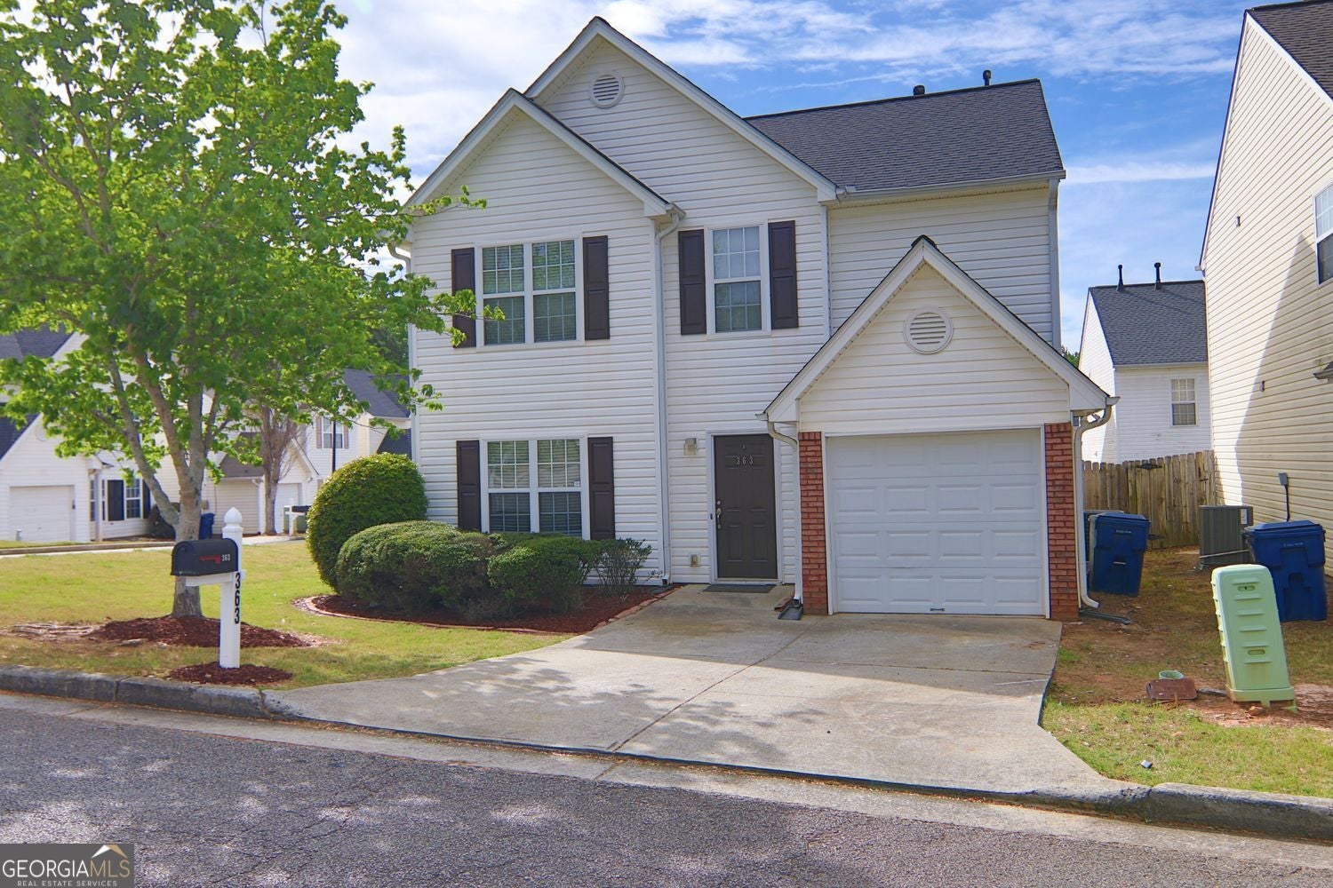 363 Springhaven Way — photo