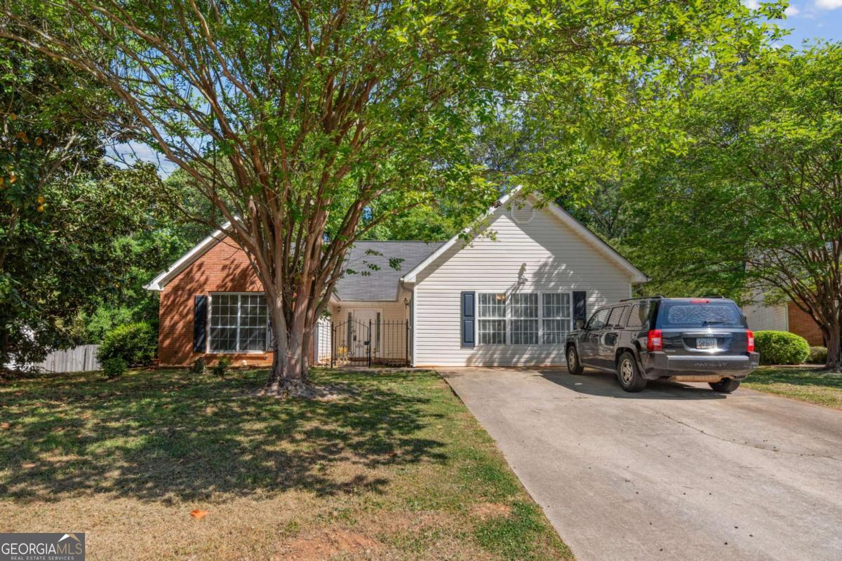 240 Plantation Blvd — photo