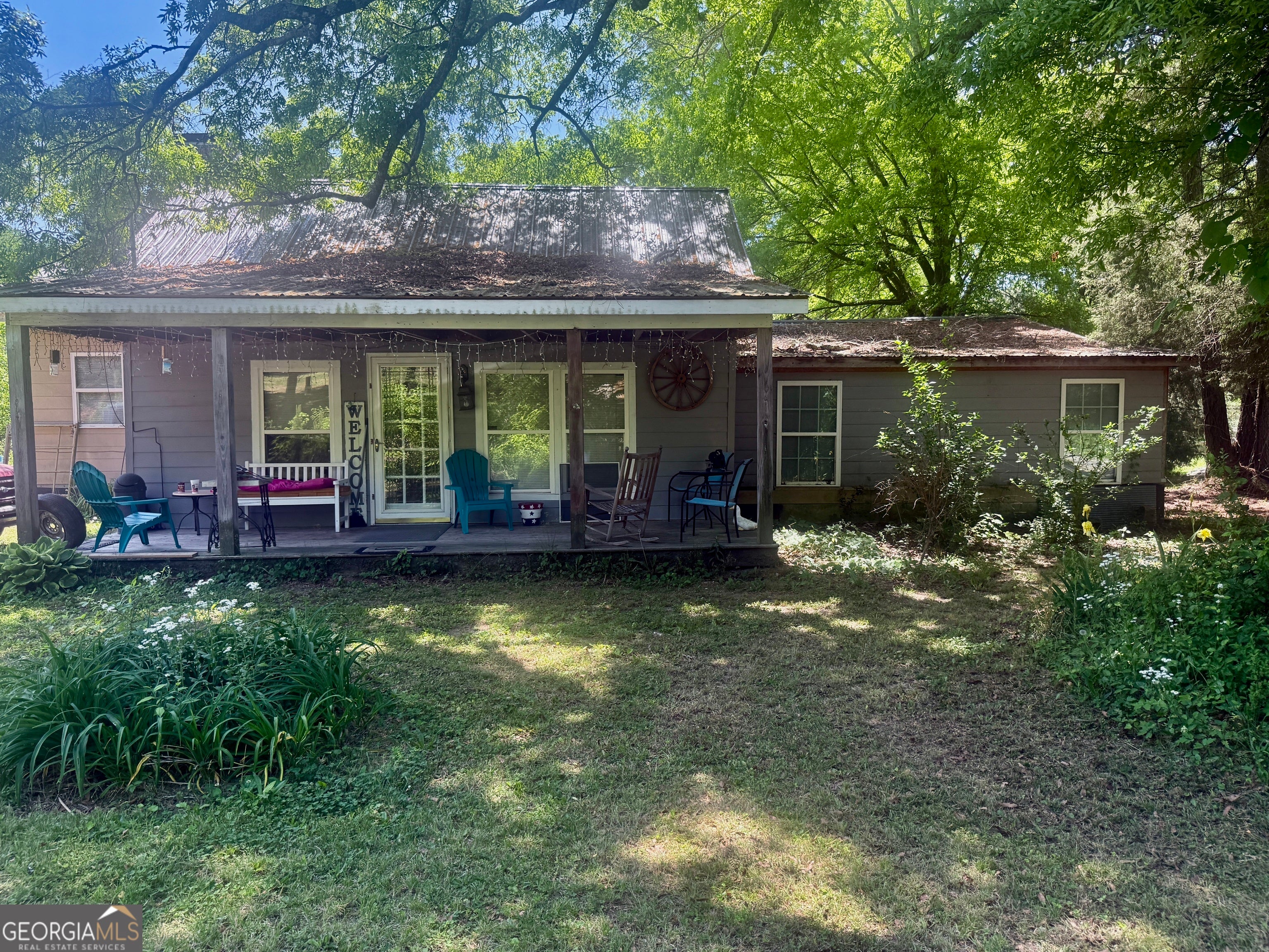 1072 Mountain View Rd — photo