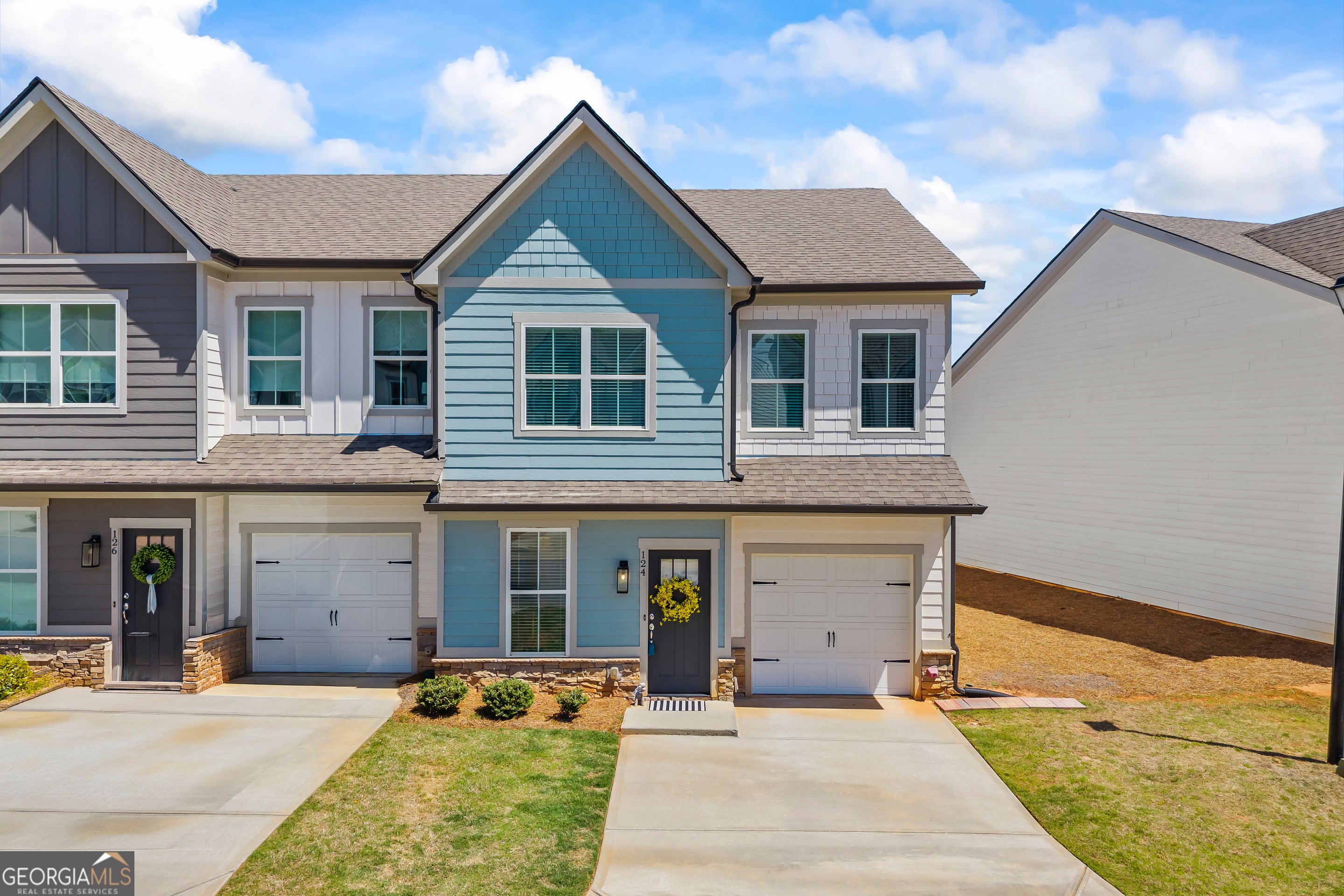124 Magnolia Pl — photo