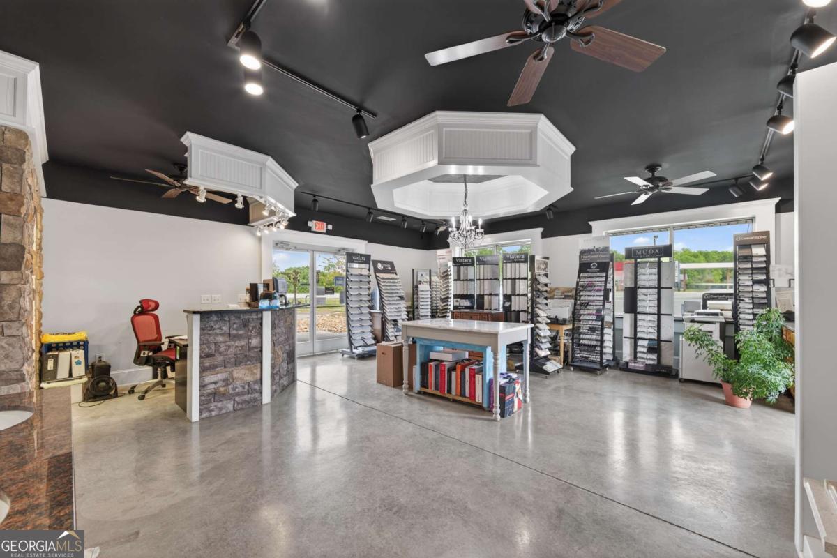 5929 Joe Frank Harris Pkwy NW — photo