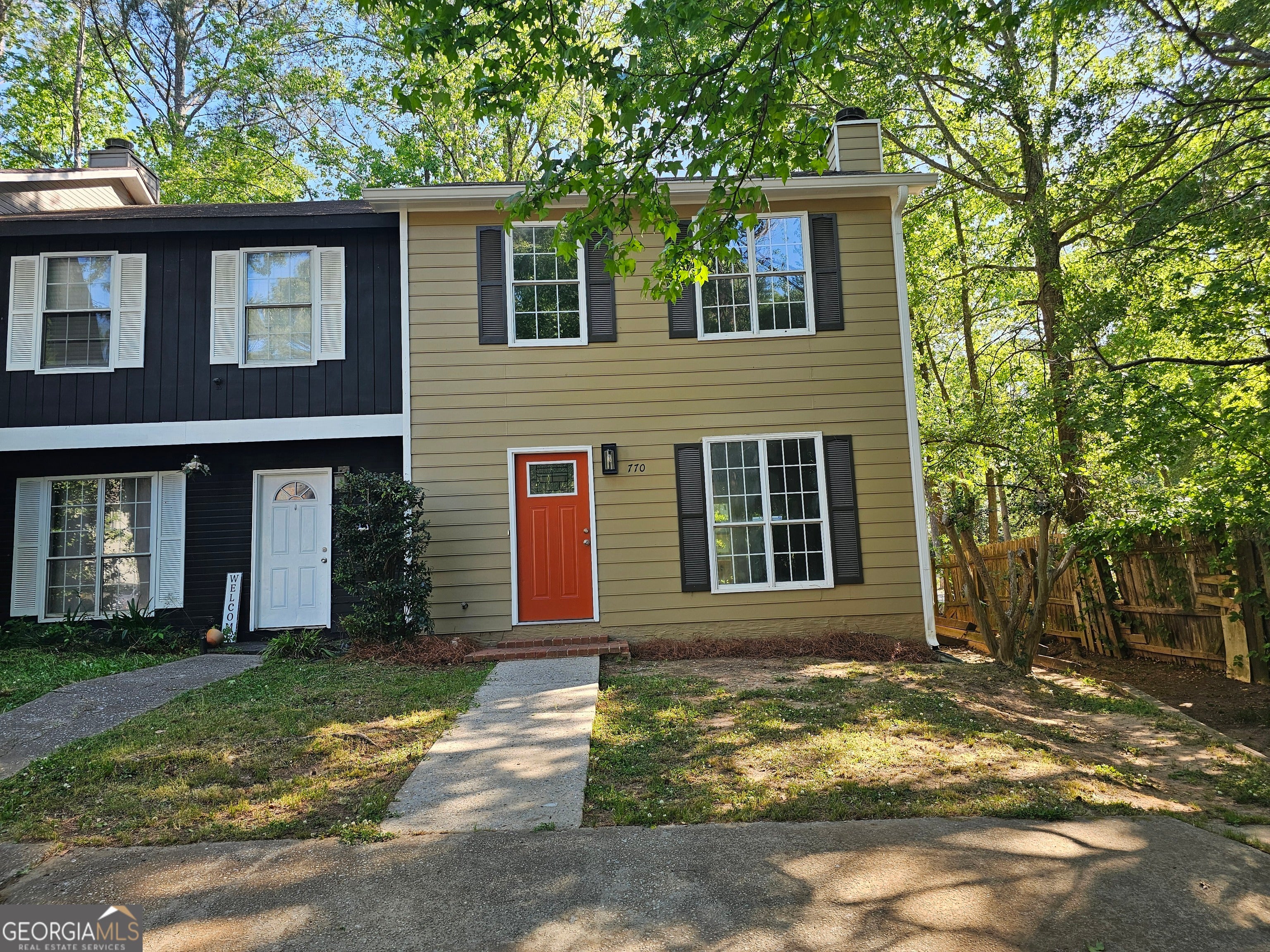 770 Jamestown Xing — photo