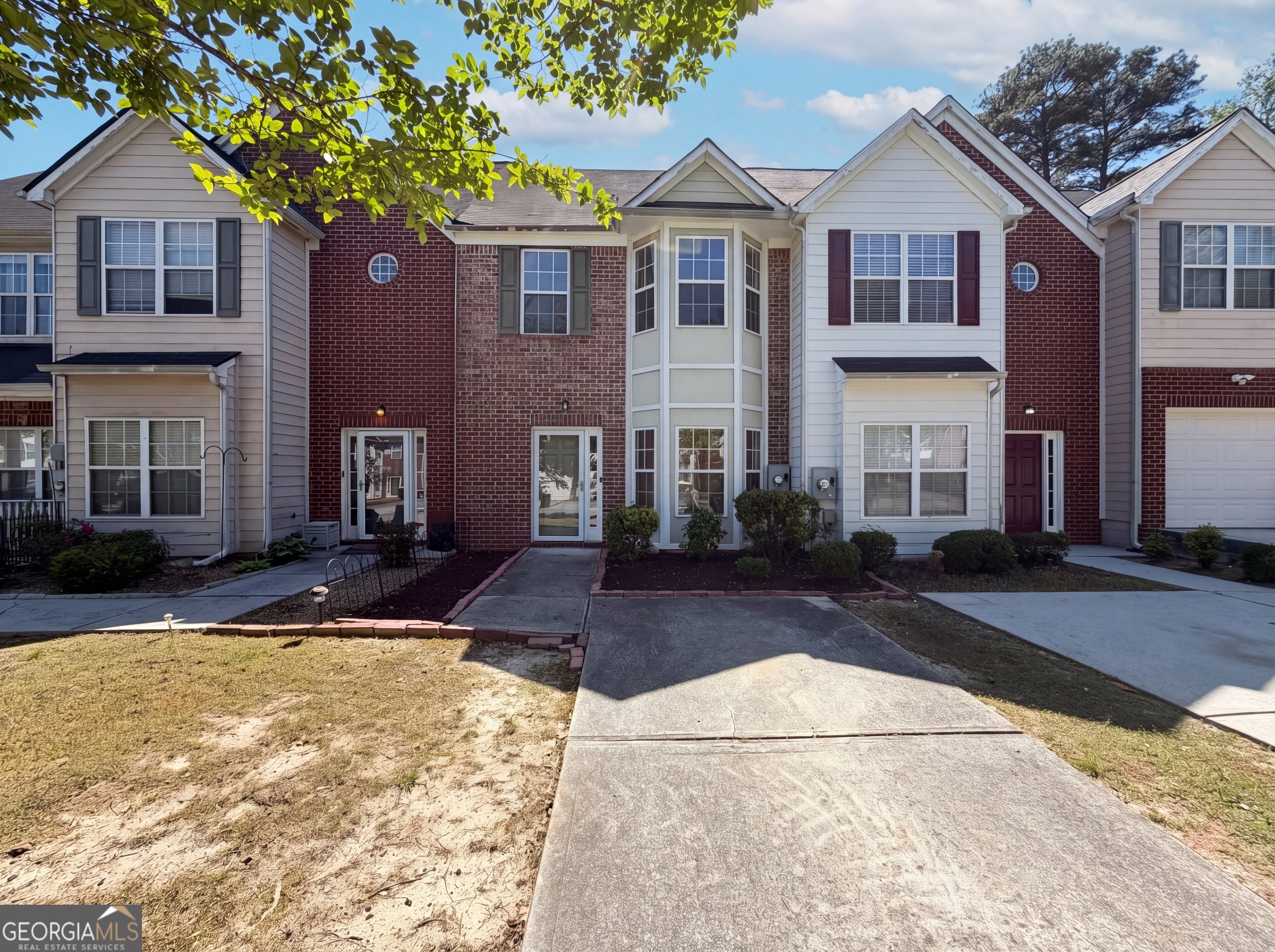 7045 Brookview Crk — photo