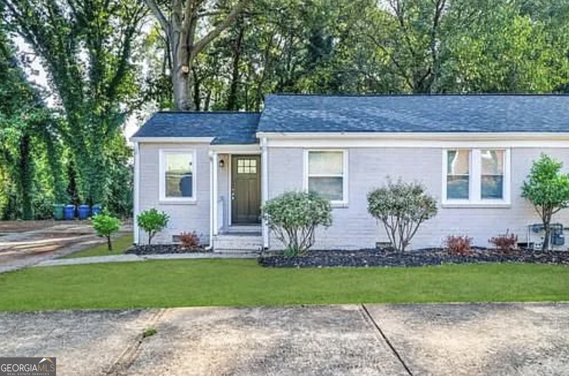 1768 Cahoon St SW — photo