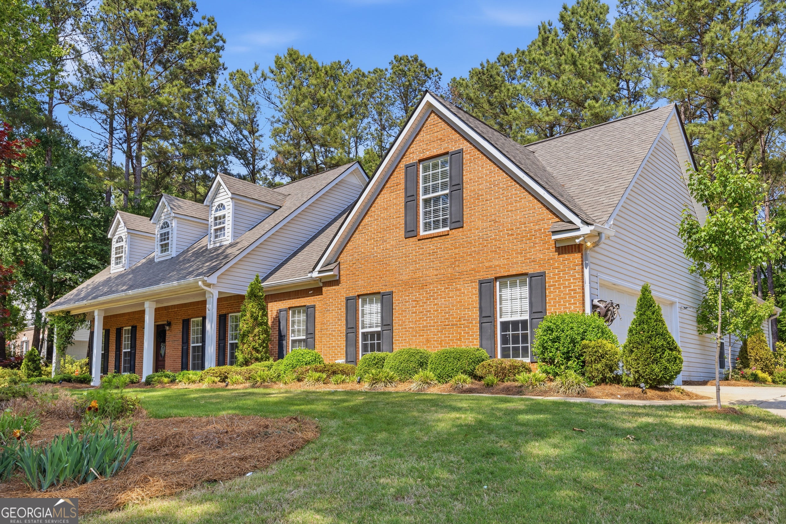 45 Hillsborough Ct — photo