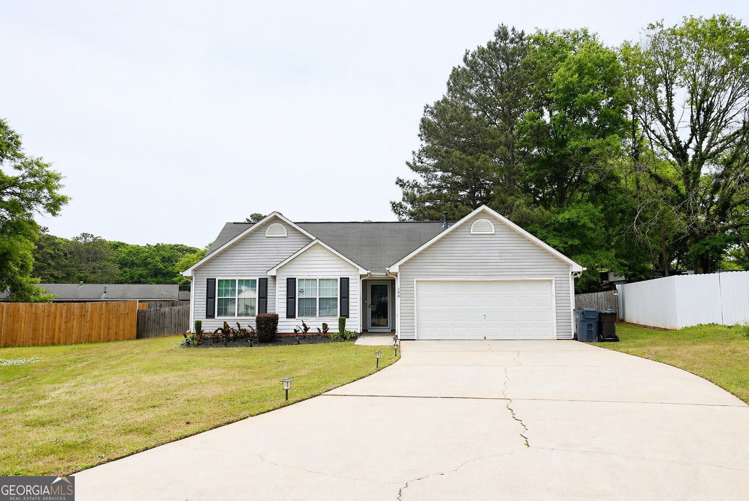140 Tillman Ct — photo