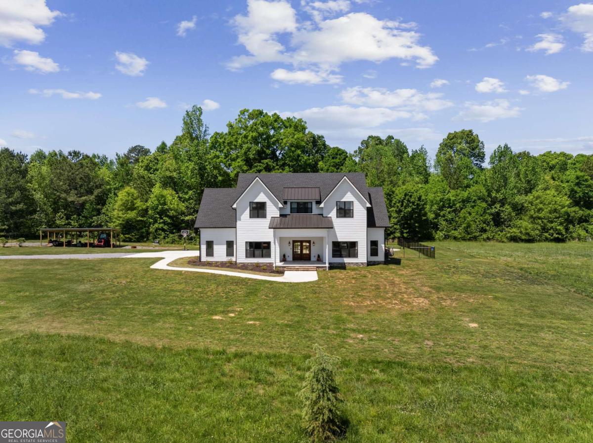 876 Cline Rd — photo