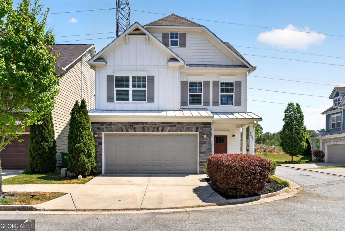 1055 Johnson Grv — photo