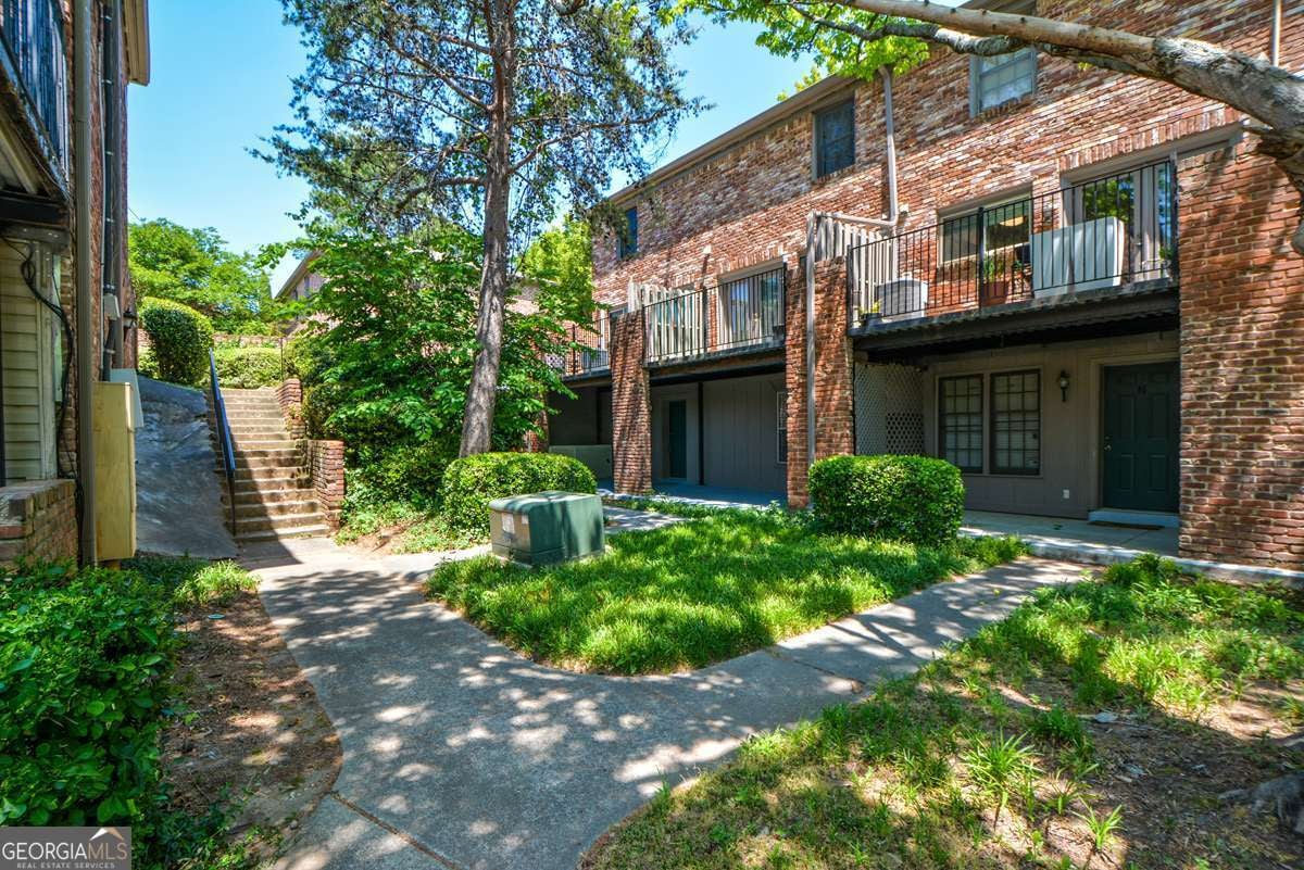3113 Colonial Way M — photo