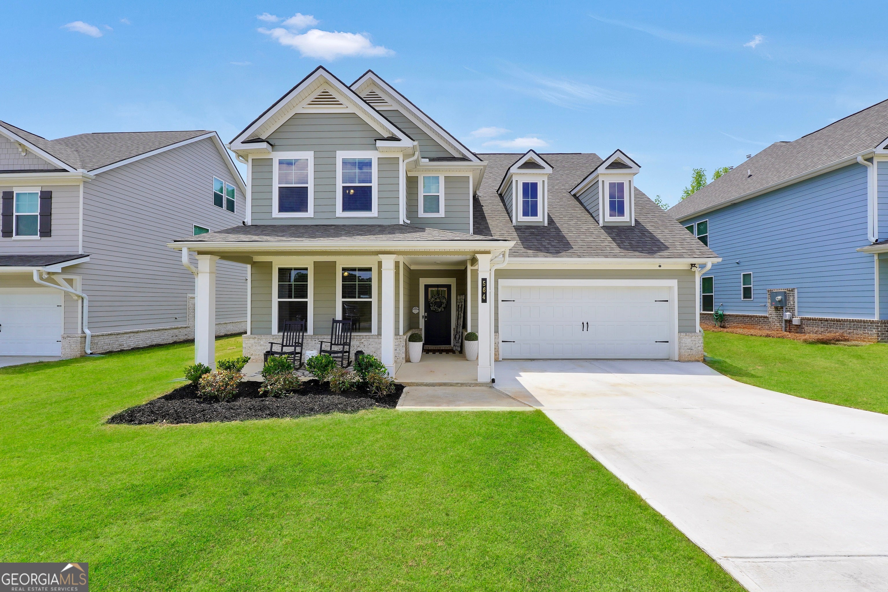 564 Teversham Dr — photo