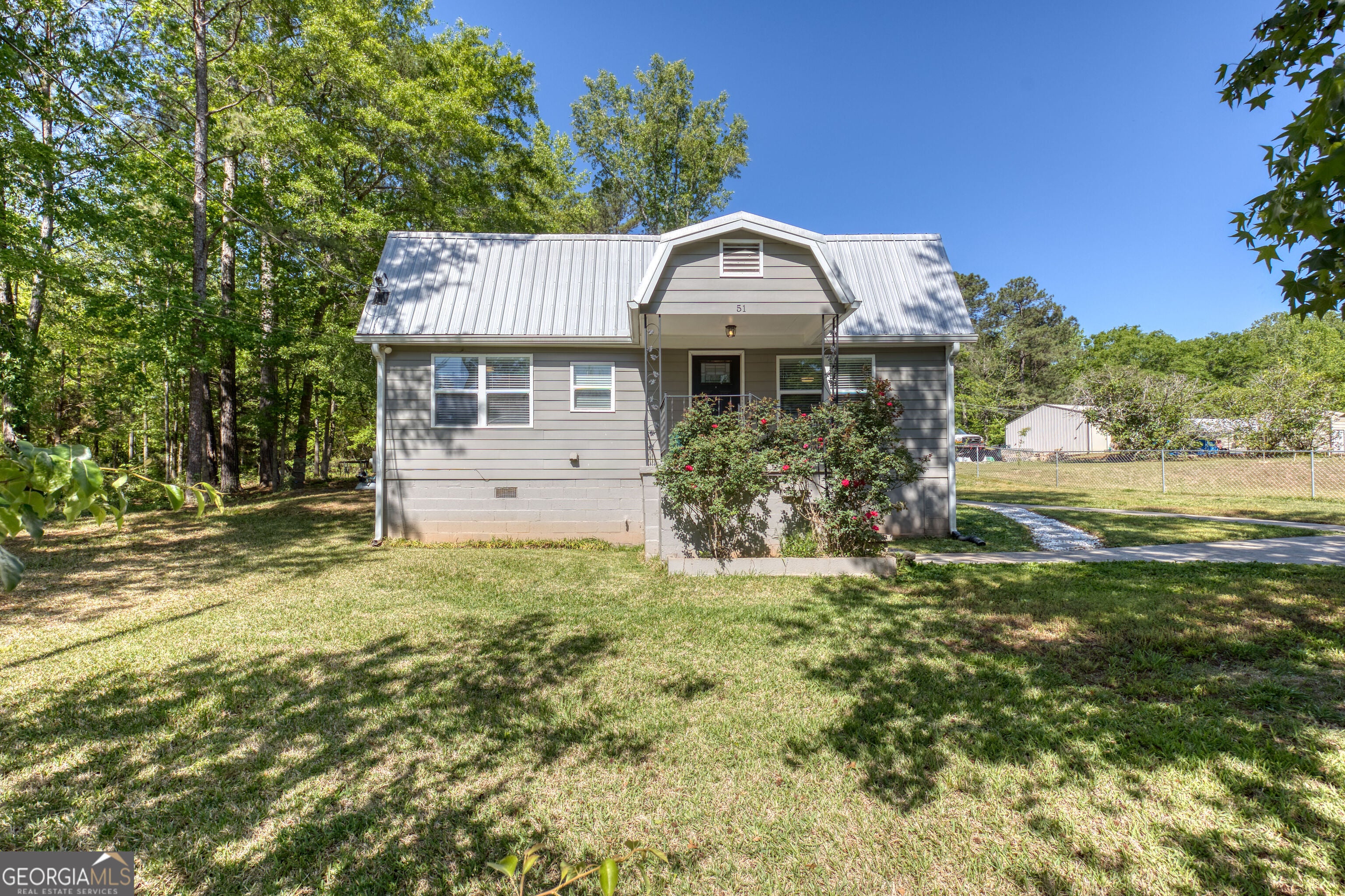 51 Cedar Cir — photo