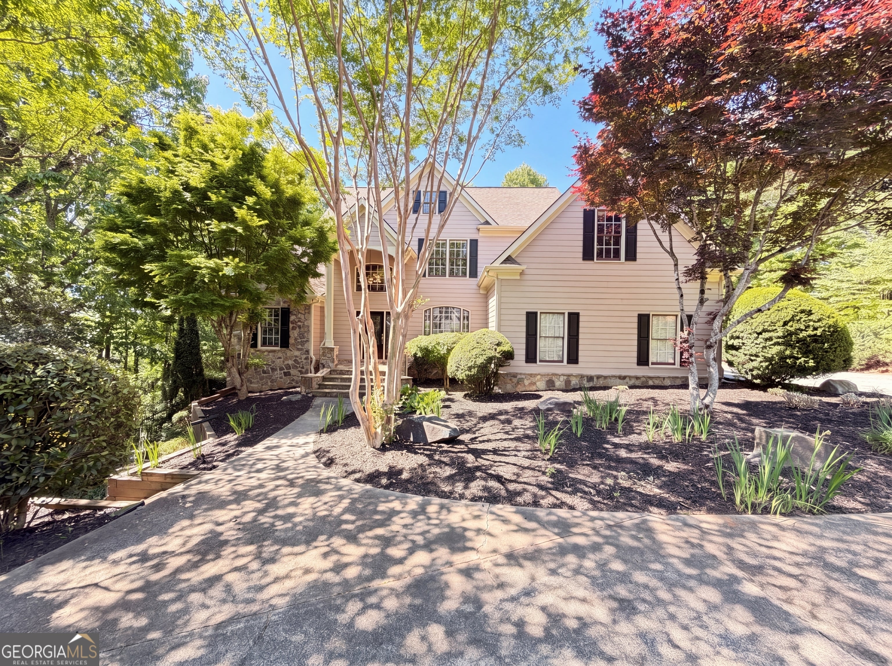 300 Ridgeview Trce — photo