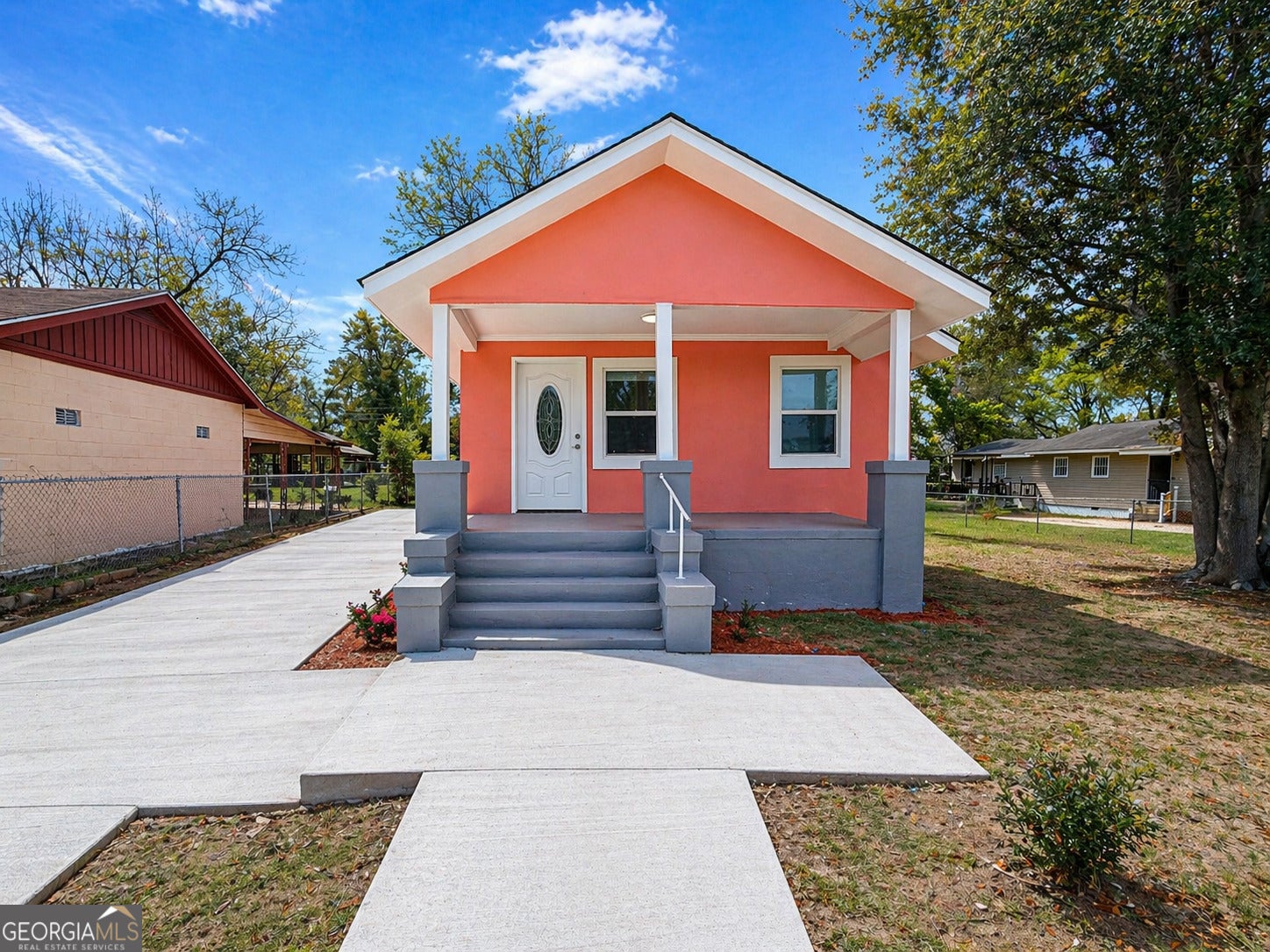 412 Holloway Ave — photo