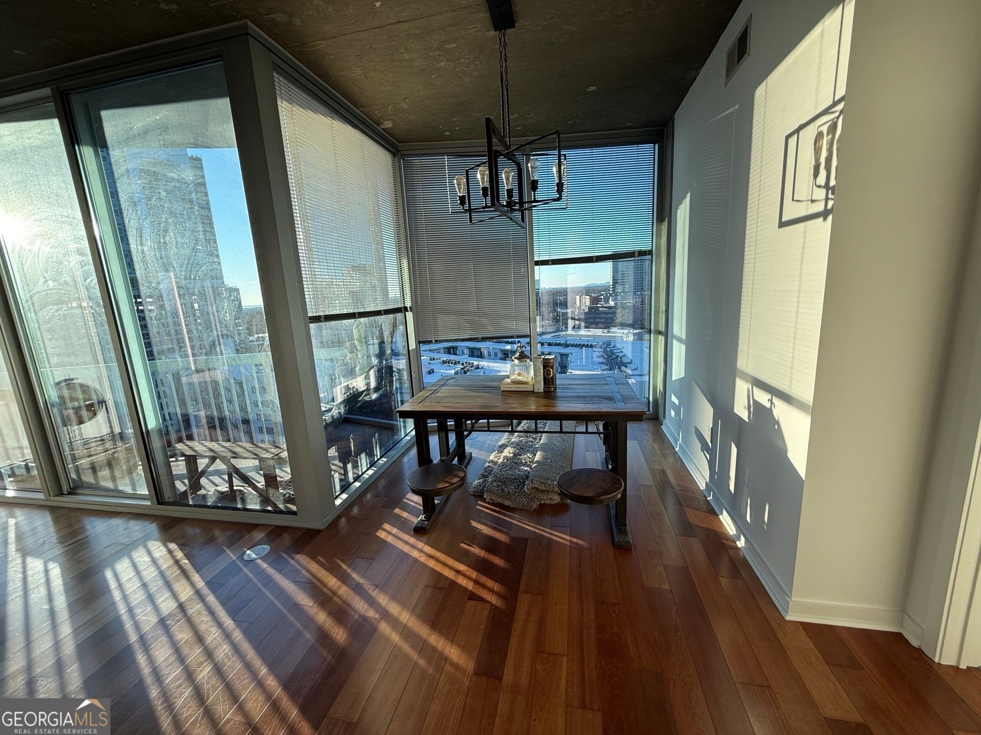 3324 Peachtree Rd NE 1218 — photo